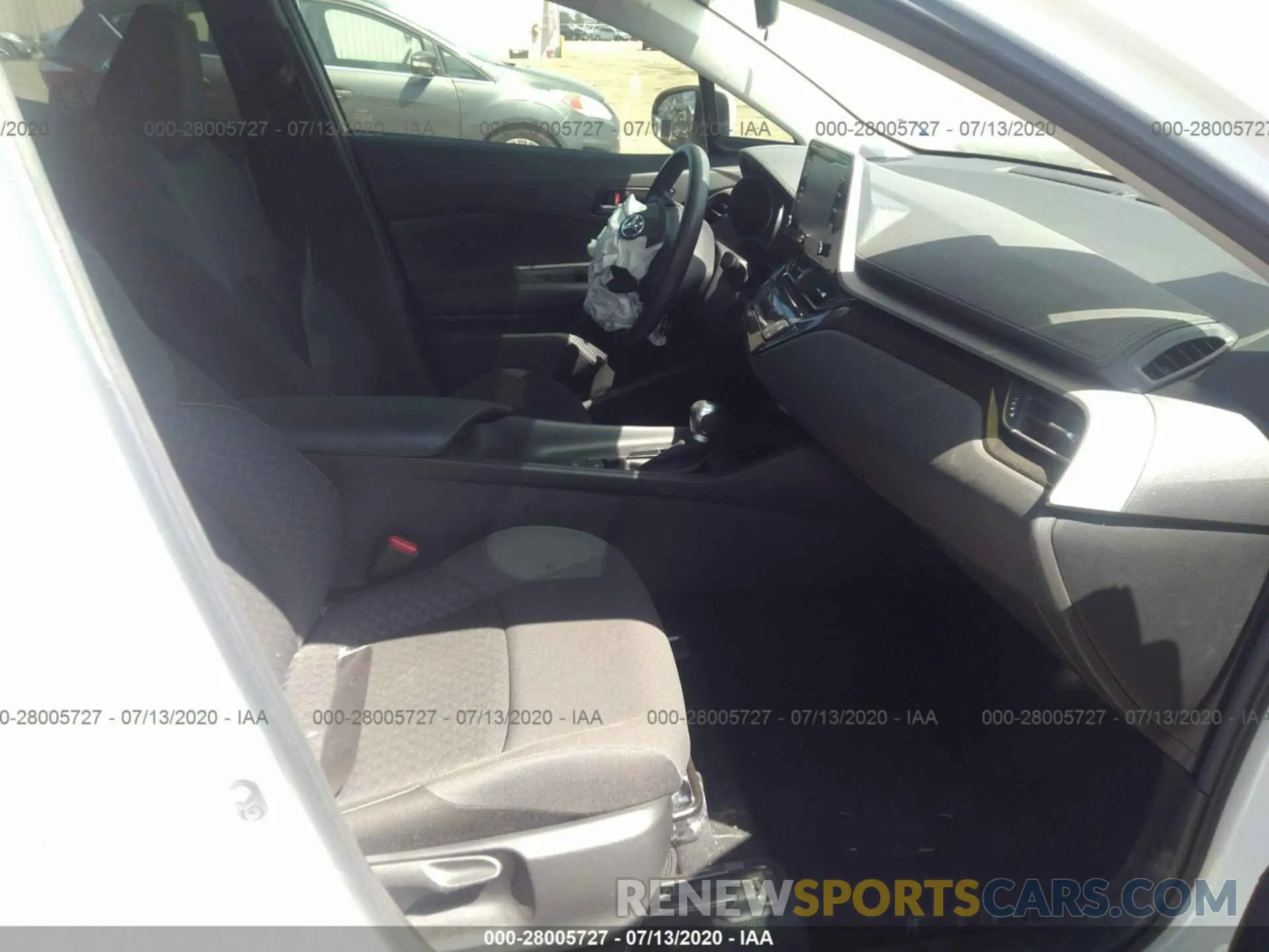 5 Photograph of a damaged car JTNKHMBXXL1073874 TOYOTA C-HR 2020