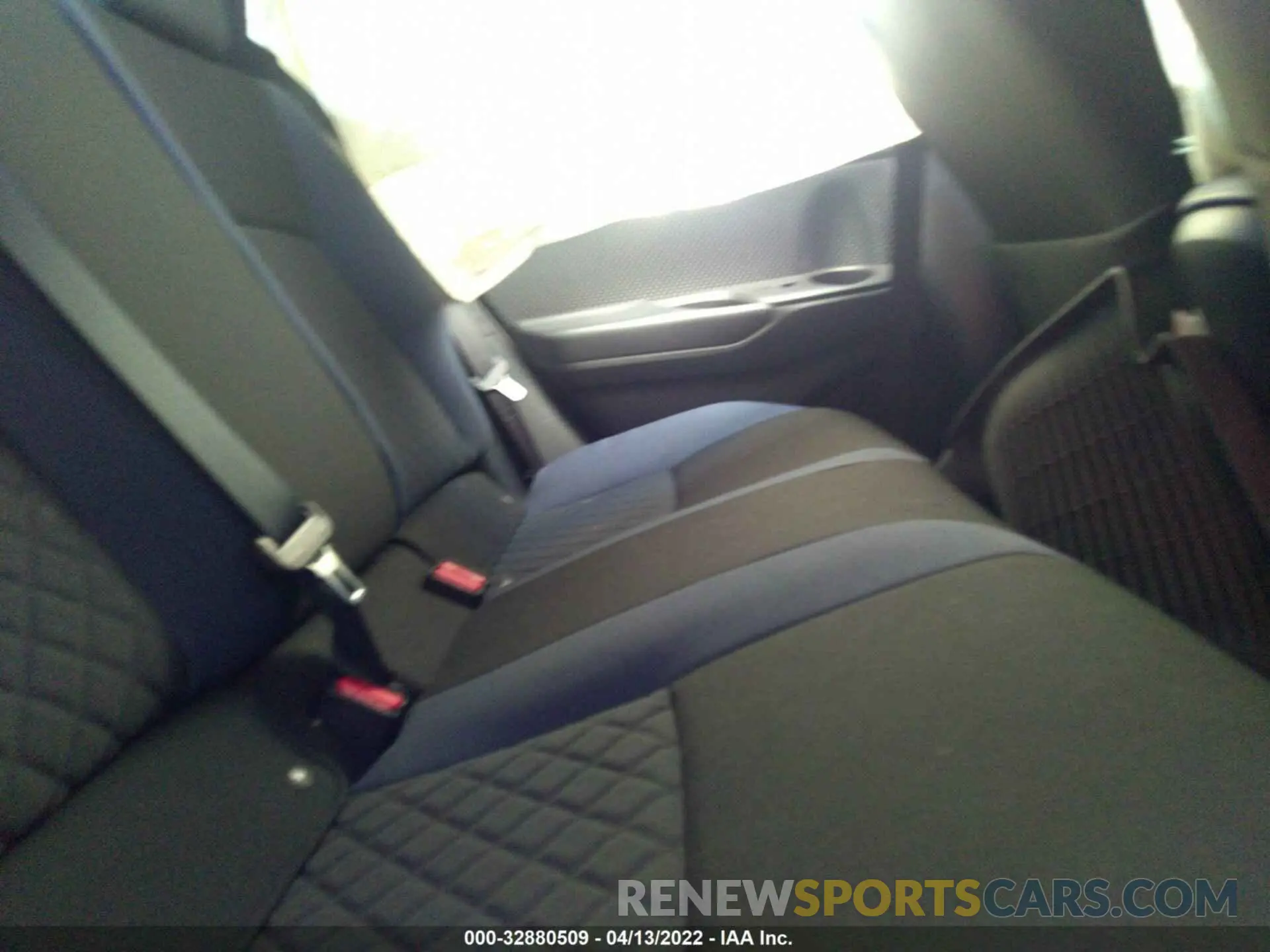 8 Photograph of a damaged car JTNKHMBXXL1080453 TOYOTA C-HR 2020