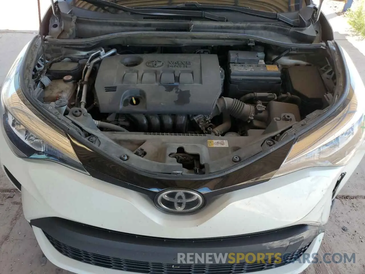 13 Photograph of a damaged car JTNKHMBXXL1082705 TOYOTA C-HR 2020