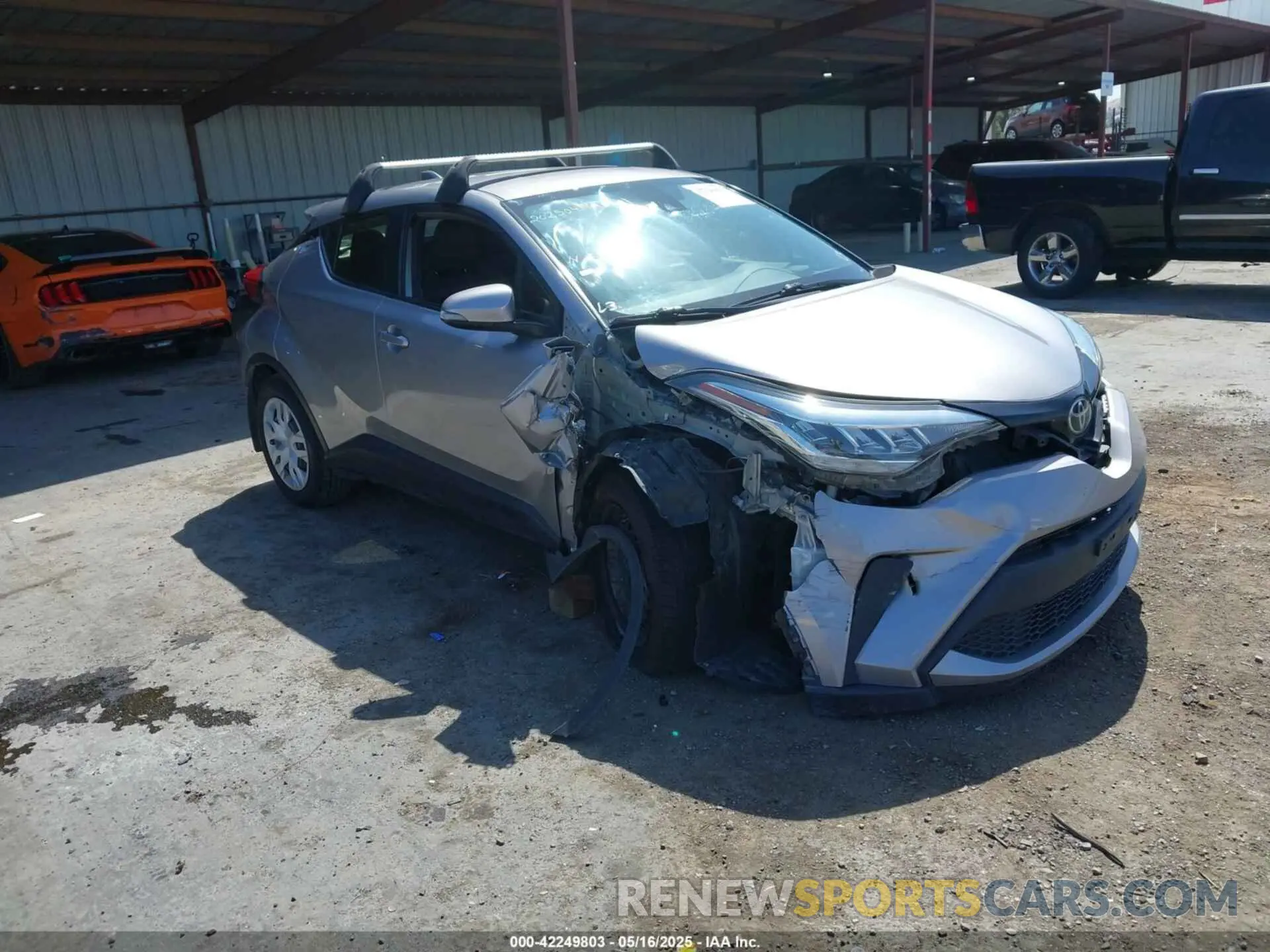 1 Photograph of a damaged car JTNKHMBXXL1085829 TOYOTA C-HR 2020