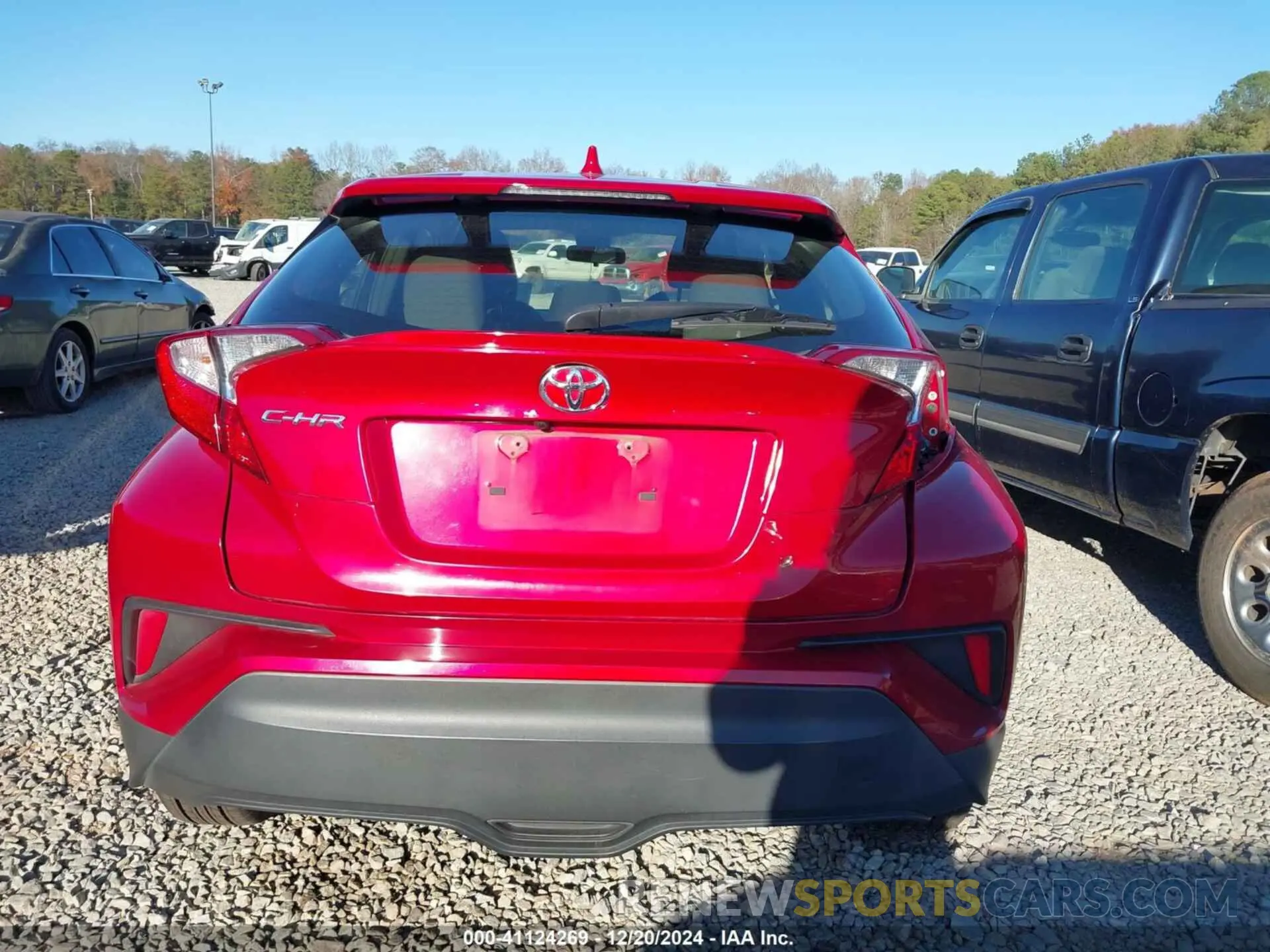 17 Photograph of a damaged car JTNKHMBXXL1090061 TOYOTA C-HR 2020