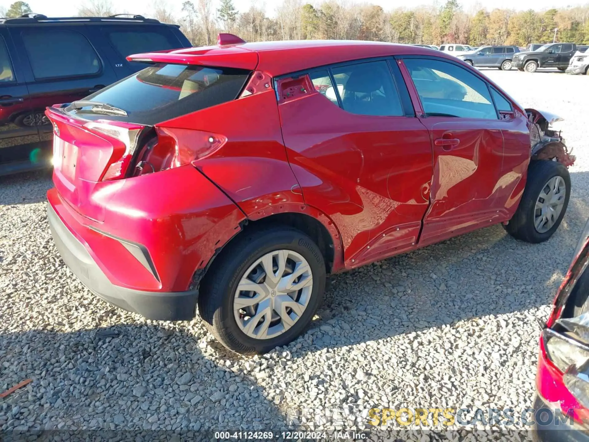 4 Photograph of a damaged car JTNKHMBXXL1090061 TOYOTA C-HR 2020