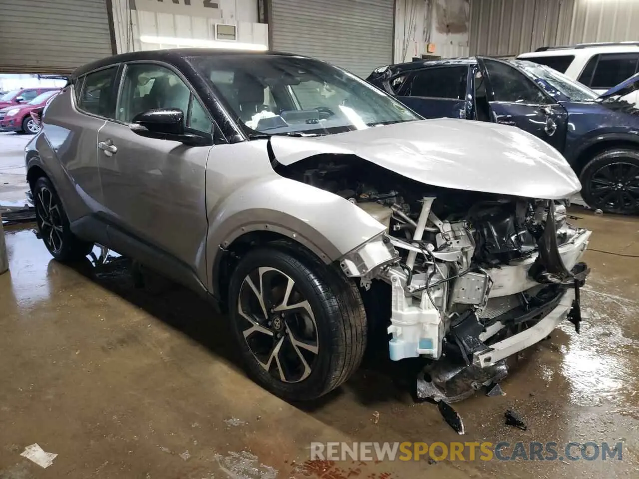4 Фотография поврежденного автомобиля NMTKHMBX0LR117385 TOYOTA C-HR 2020
