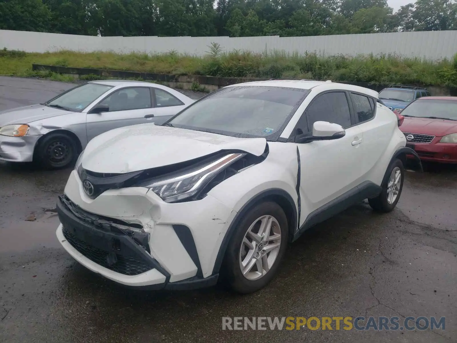 2 Photograph of a damaged car NMTKHMBX1LR105178 TOYOTA C-HR 2020
