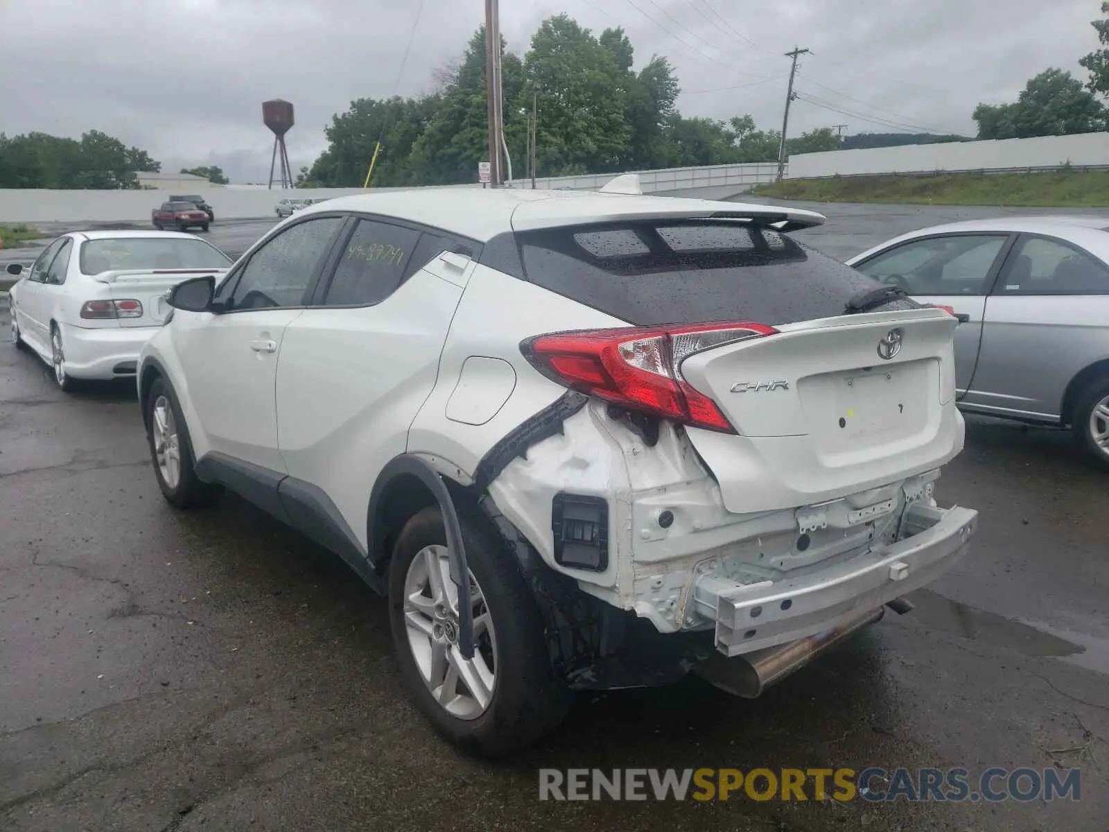 3 Photograph of a damaged car NMTKHMBX1LR105178 TOYOTA C-HR 2020