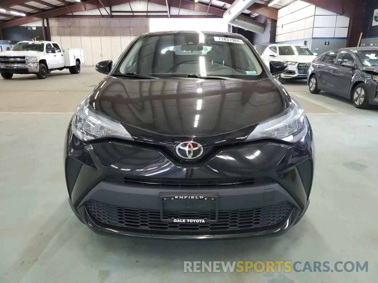 5 Photograph of a damaged car NMTKHMBX2LR102922 TOYOTA C-HR 2020