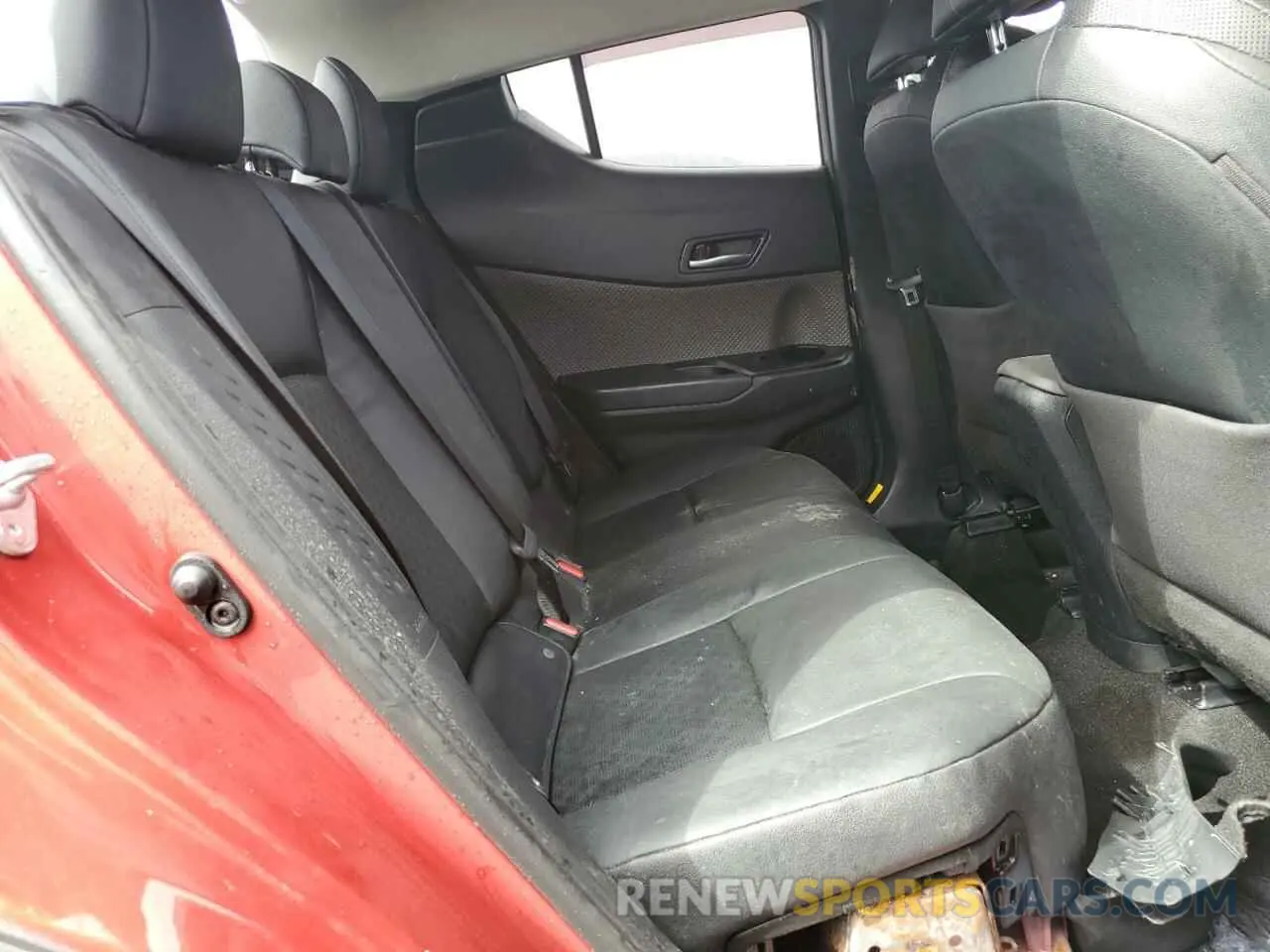 11 Фотография поврежденного автомобиля NMTKHMBX3LR116375 TOYOTA C-HR 2020