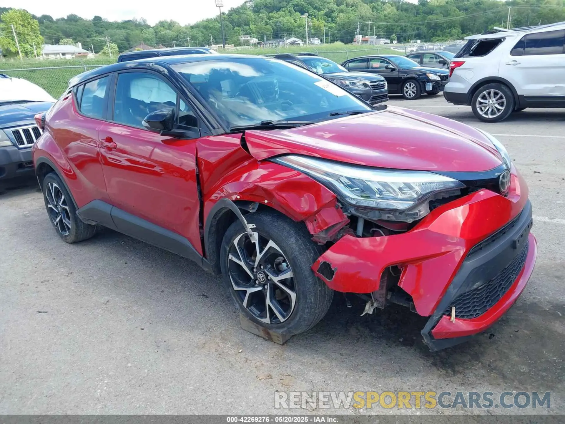 1 Фотография поврежденного автомобиля NMTKHMBX3LR118420 TOYOTA C-HR 2020