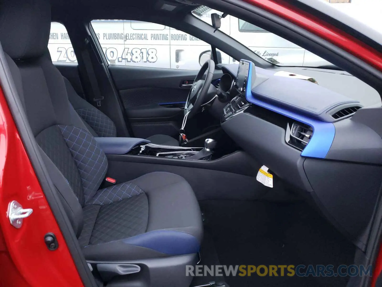 5 Photograph of a damaged car NMTKHMBX4LR103764 TOYOTA C-HR 2020