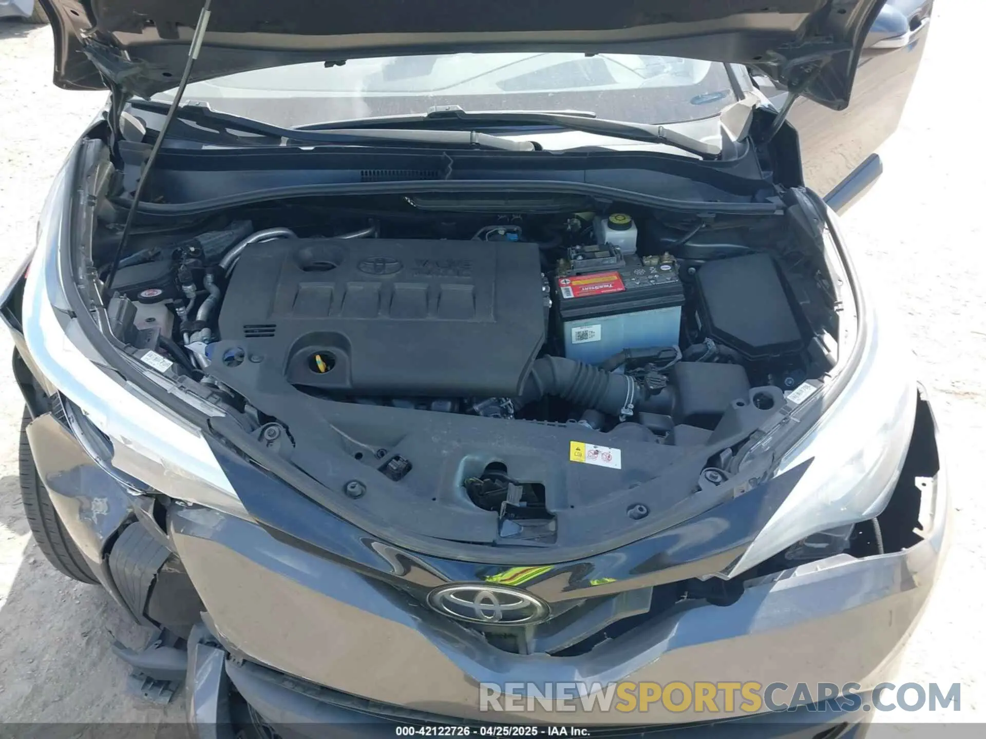 10 Photograph of a damaged car NMTKHMBX4LR111797 TOYOTA C-HR 2020