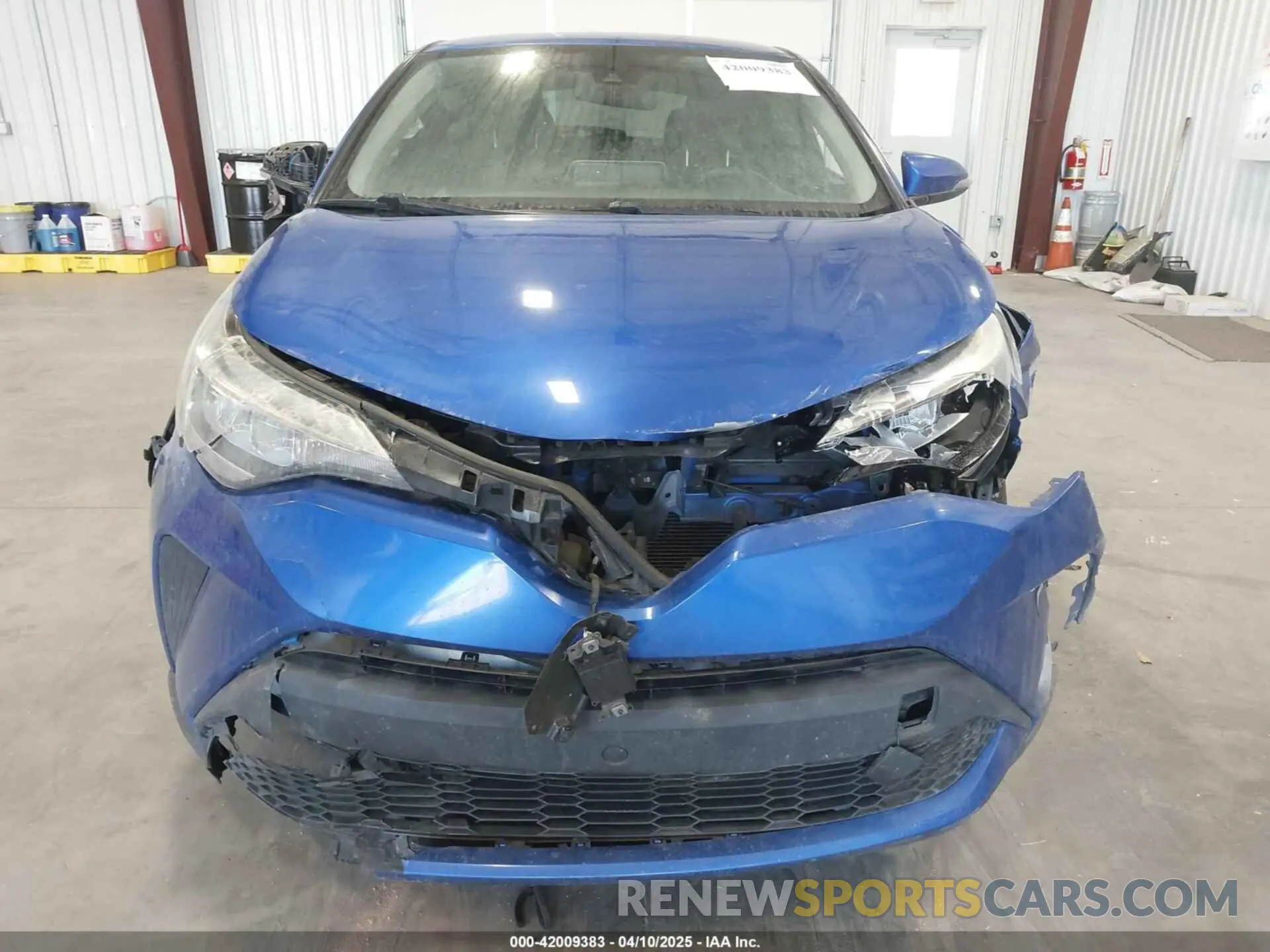 12 Photograph of a damaged car NMTKHMBX5LR103904 TOYOTA C-HR 2020