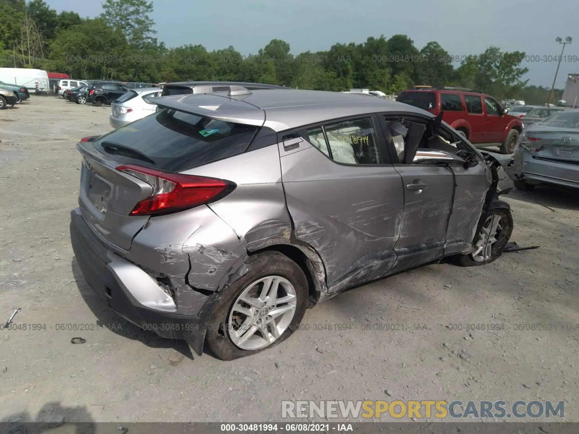 4 Photograph of a damaged car NMTKHMBX5LR106771 TOYOTA C-HR 2020