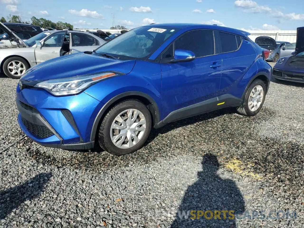 1 Photograph of a damaged car NMTKHMBX5LR114272 TOYOTA C-HR 2020