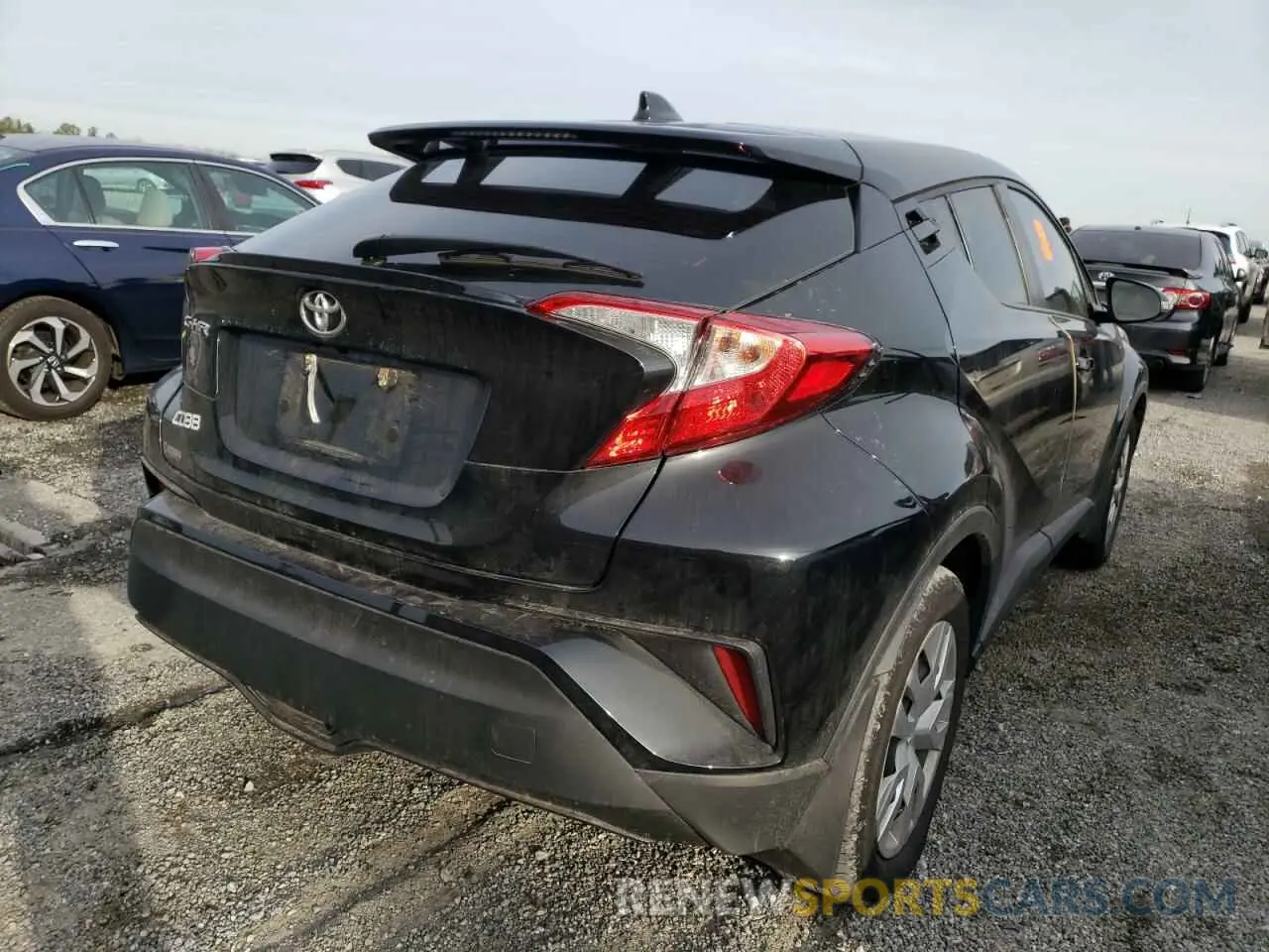 4 Photograph of a damaged car NMTKHMBX6LR103118 TOYOTA C-HR 2020
