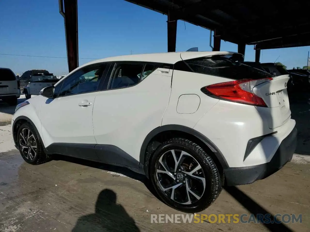 2 Фотография поврежденного автомобиля NMTKHMBX6LR103930 TOYOTA C-HR 2020