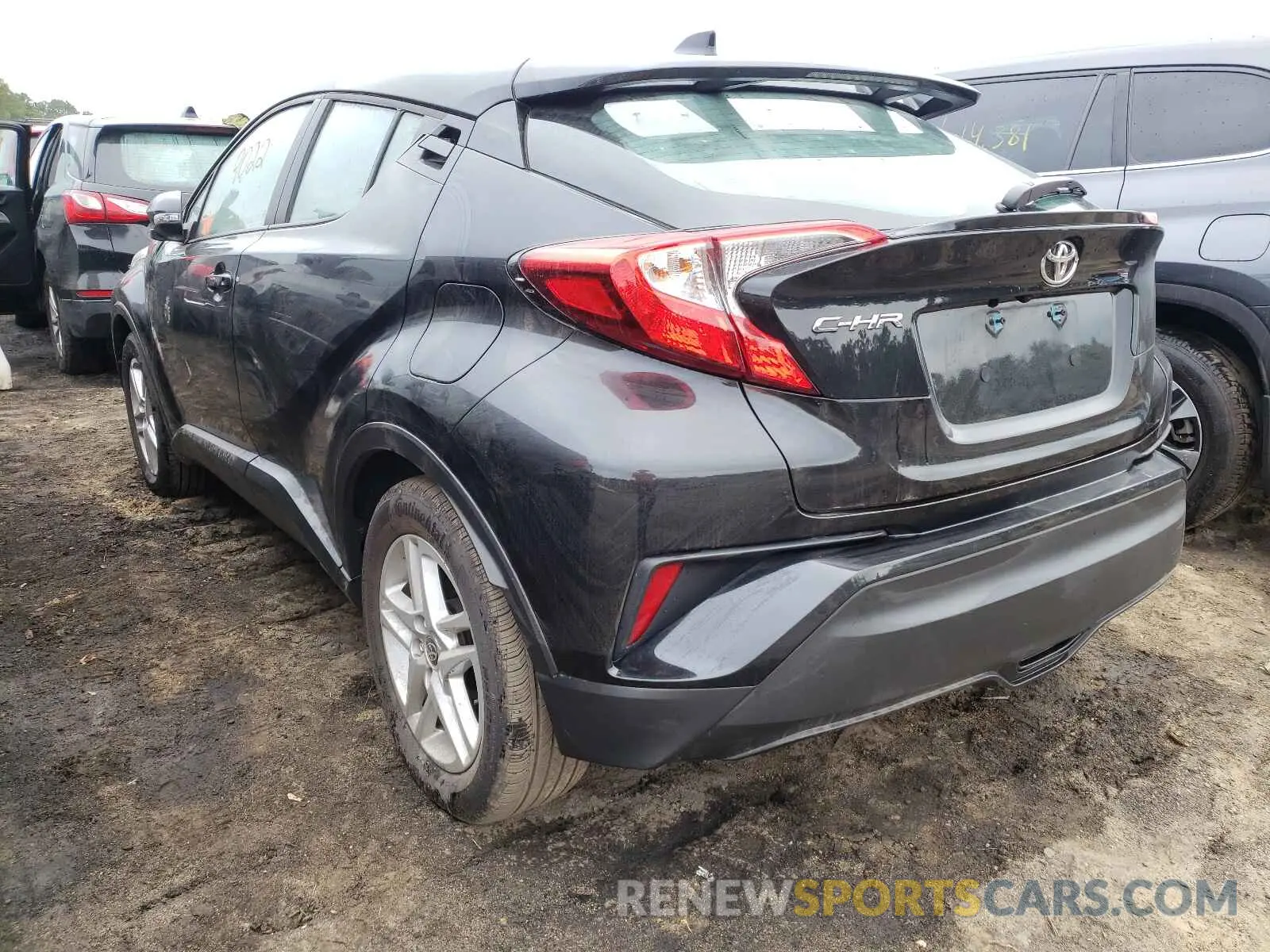3 Photograph of a damaged car NMTKHMBX6LR107864 TOYOTA C-HR 2020