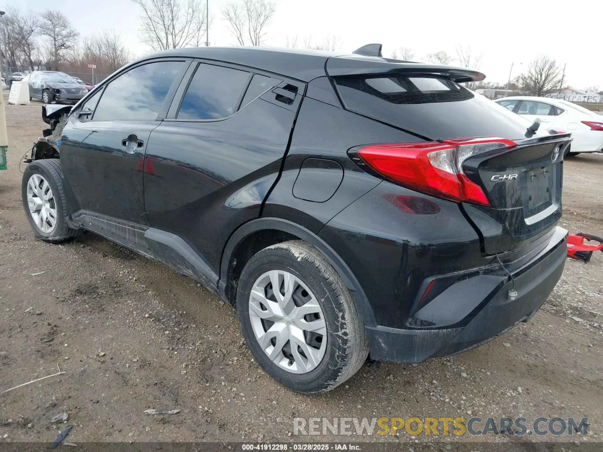 3 Photograph of a damaged car NMTKHMBX6LR117858 TOYOTA C-HR 2020