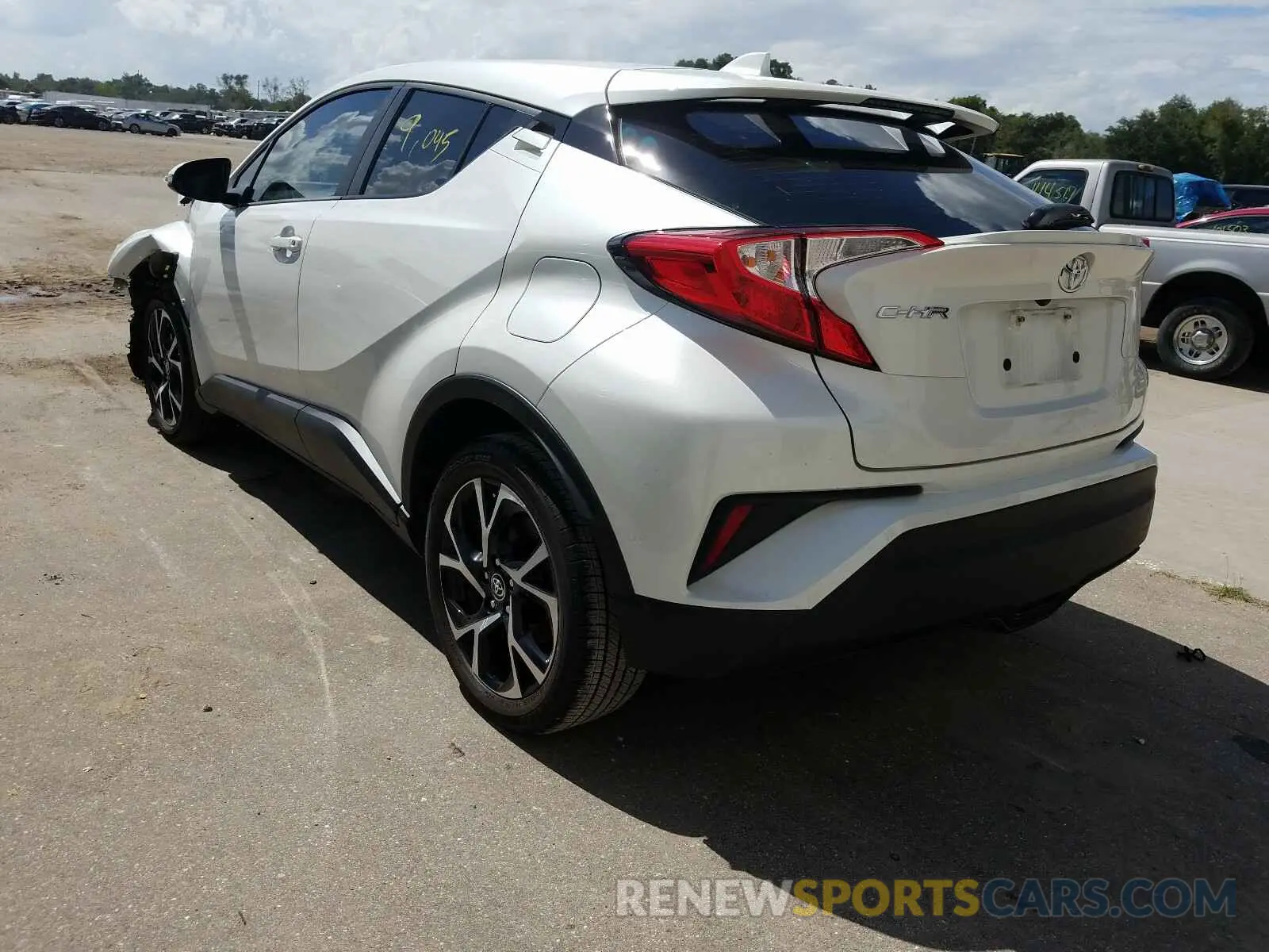 3 Photograph of a damaged car NMTKHMBX7LR110014 TOYOTA C-HR 2020