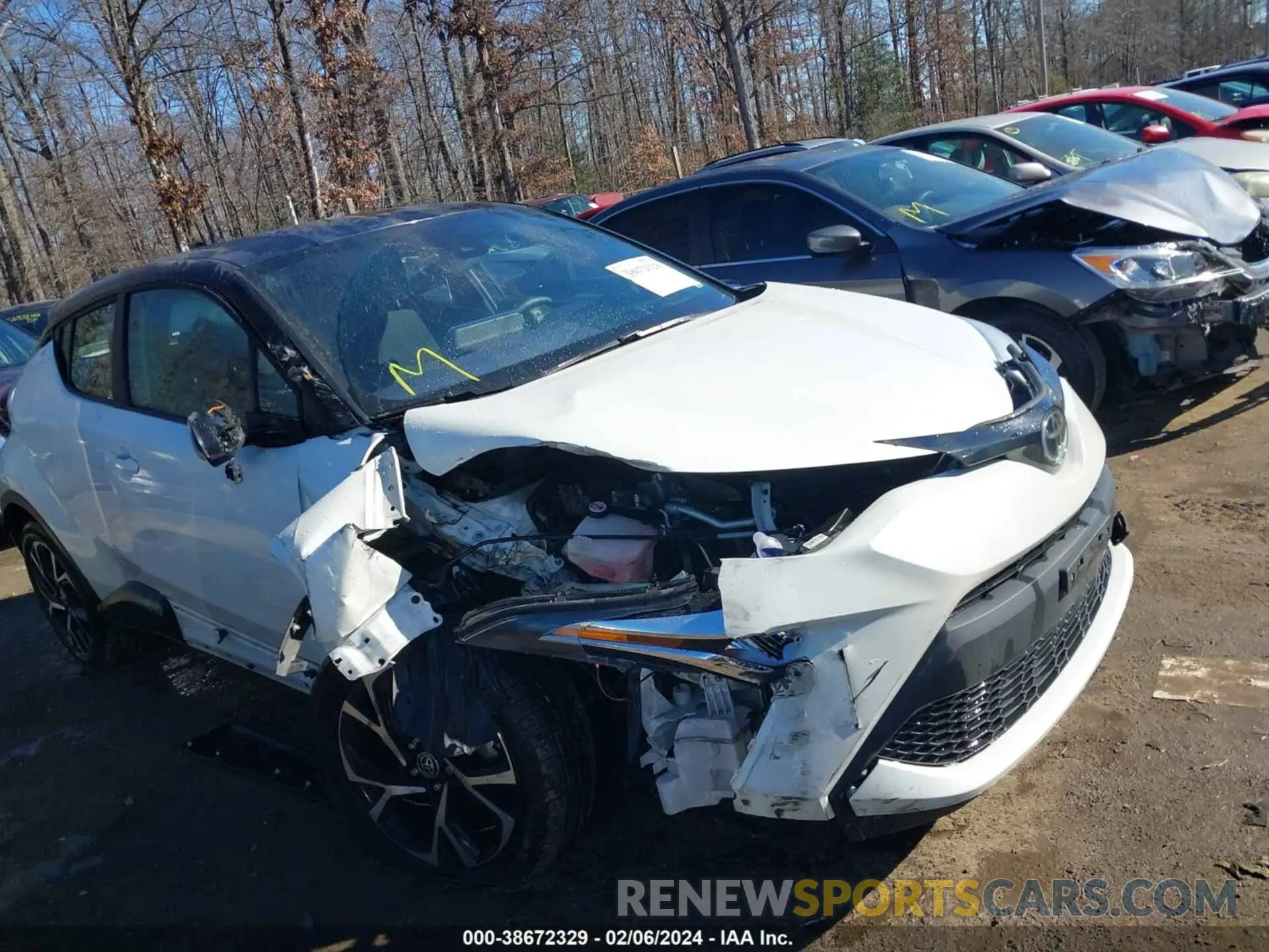 1 Photograph of a damaged car NMTKHMBX7LR112233 TOYOTA C-HR 2020