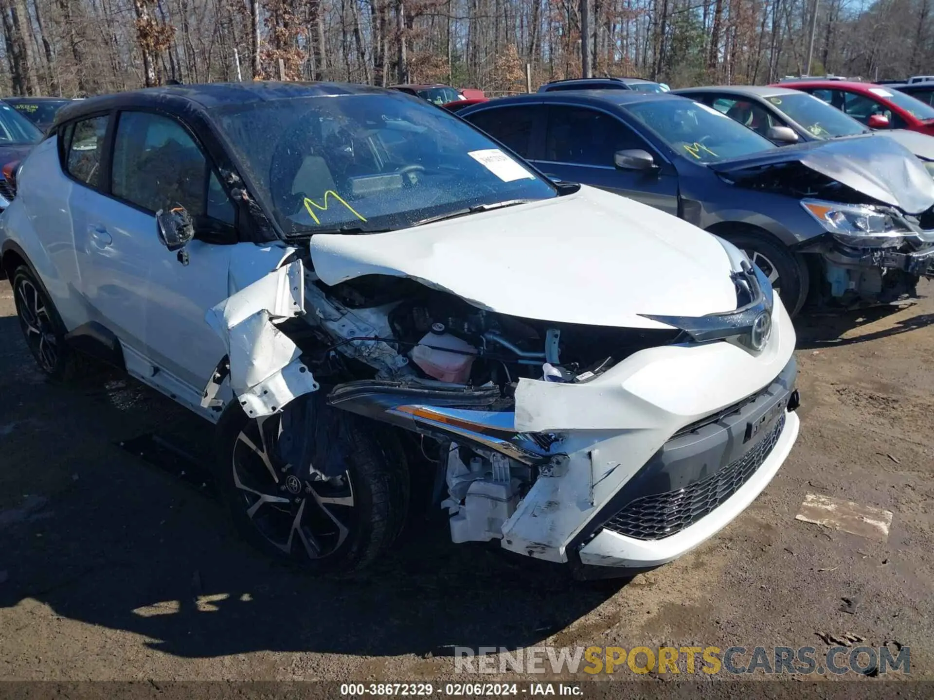 6 Photograph of a damaged car NMTKHMBX7LR112233 TOYOTA C-HR 2020