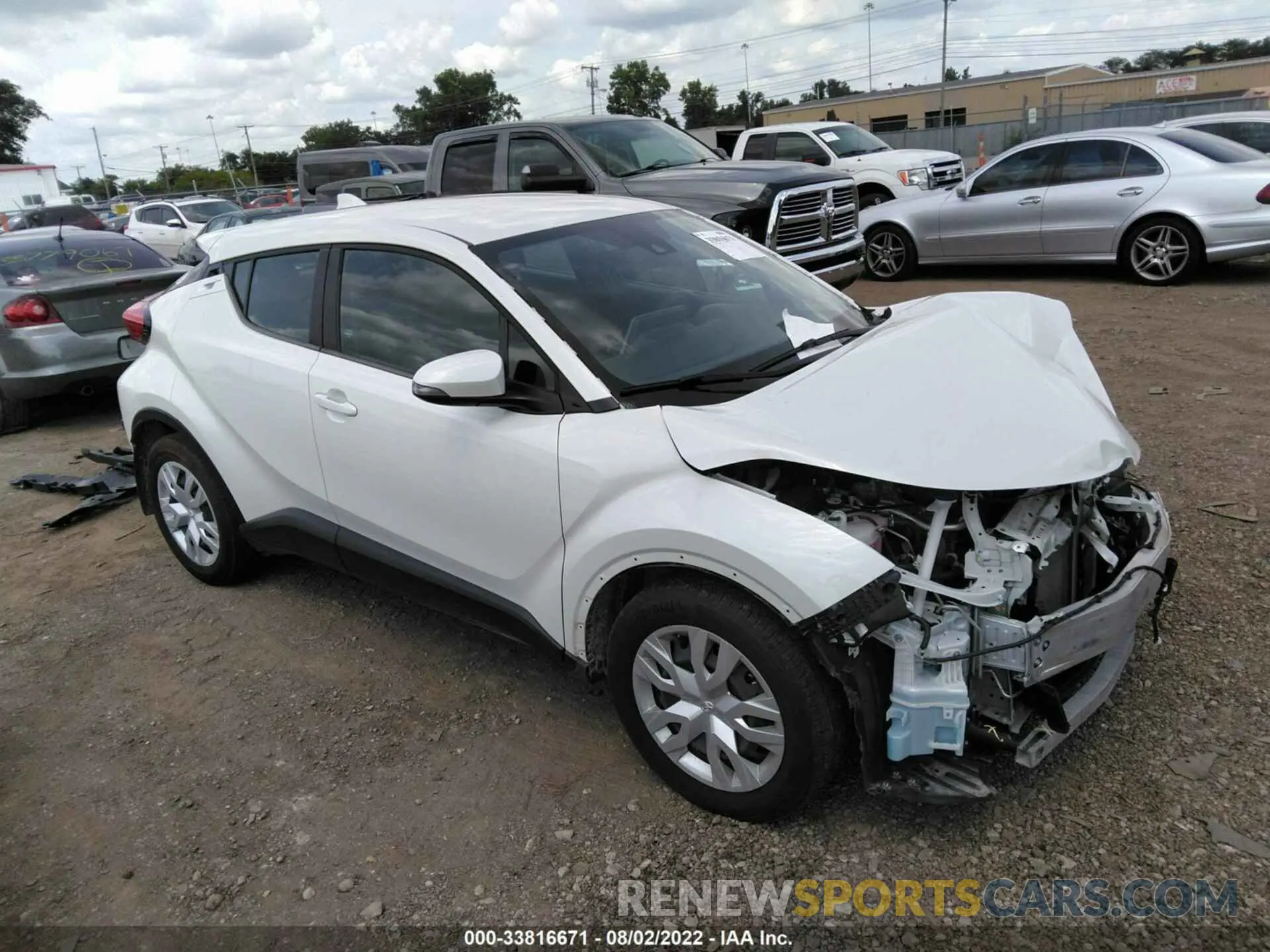 1 Photograph of a damaged car NMTKHMBX7LR117688 TOYOTA C-HR 2020