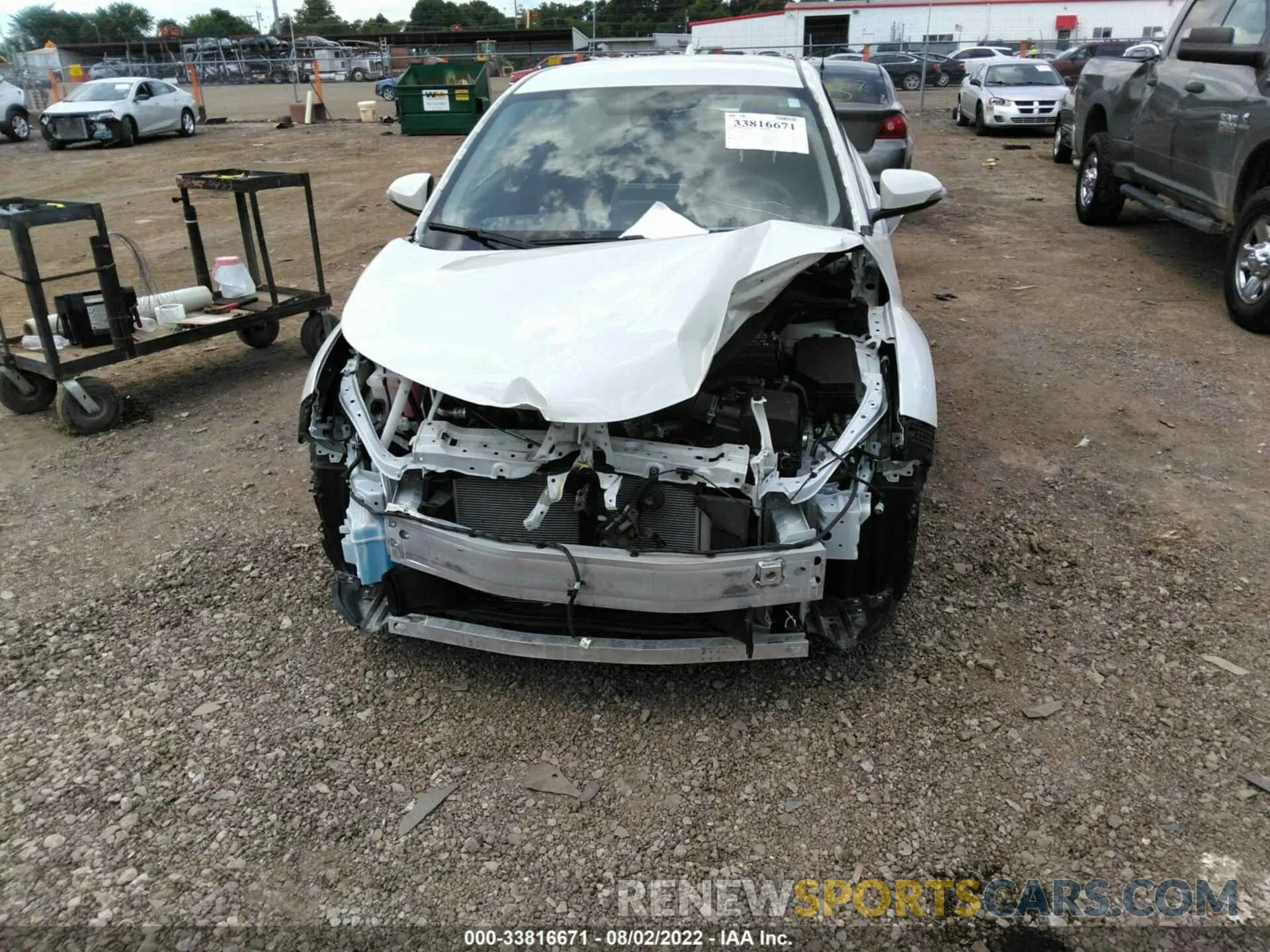 6 Photograph of a damaged car NMTKHMBX7LR117688 TOYOTA C-HR 2020