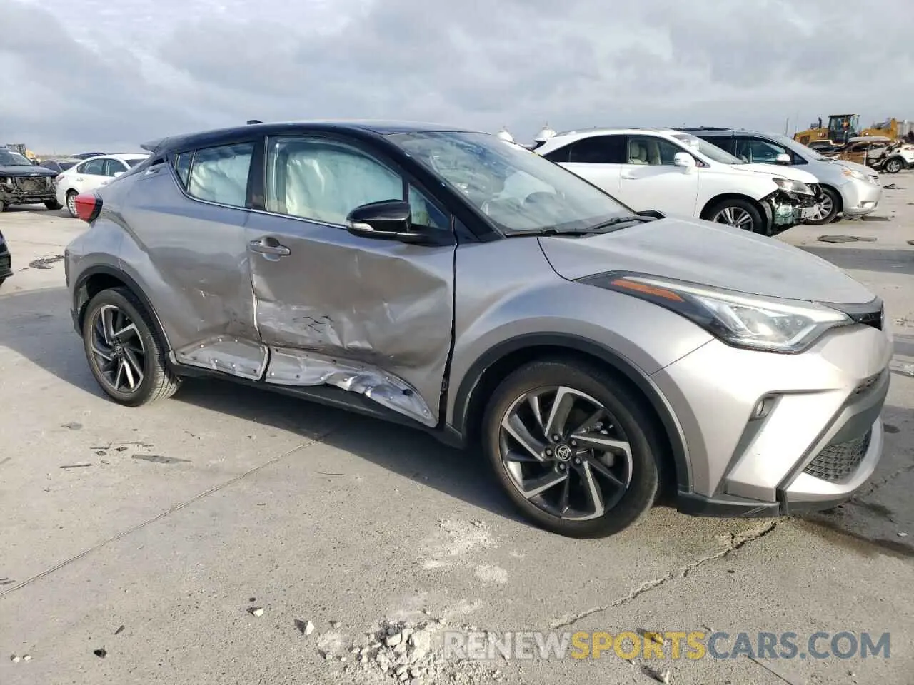 4 Фотография поврежденного автомобиля NMTKHMBX8LR116839 TOYOTA C-HR 2020