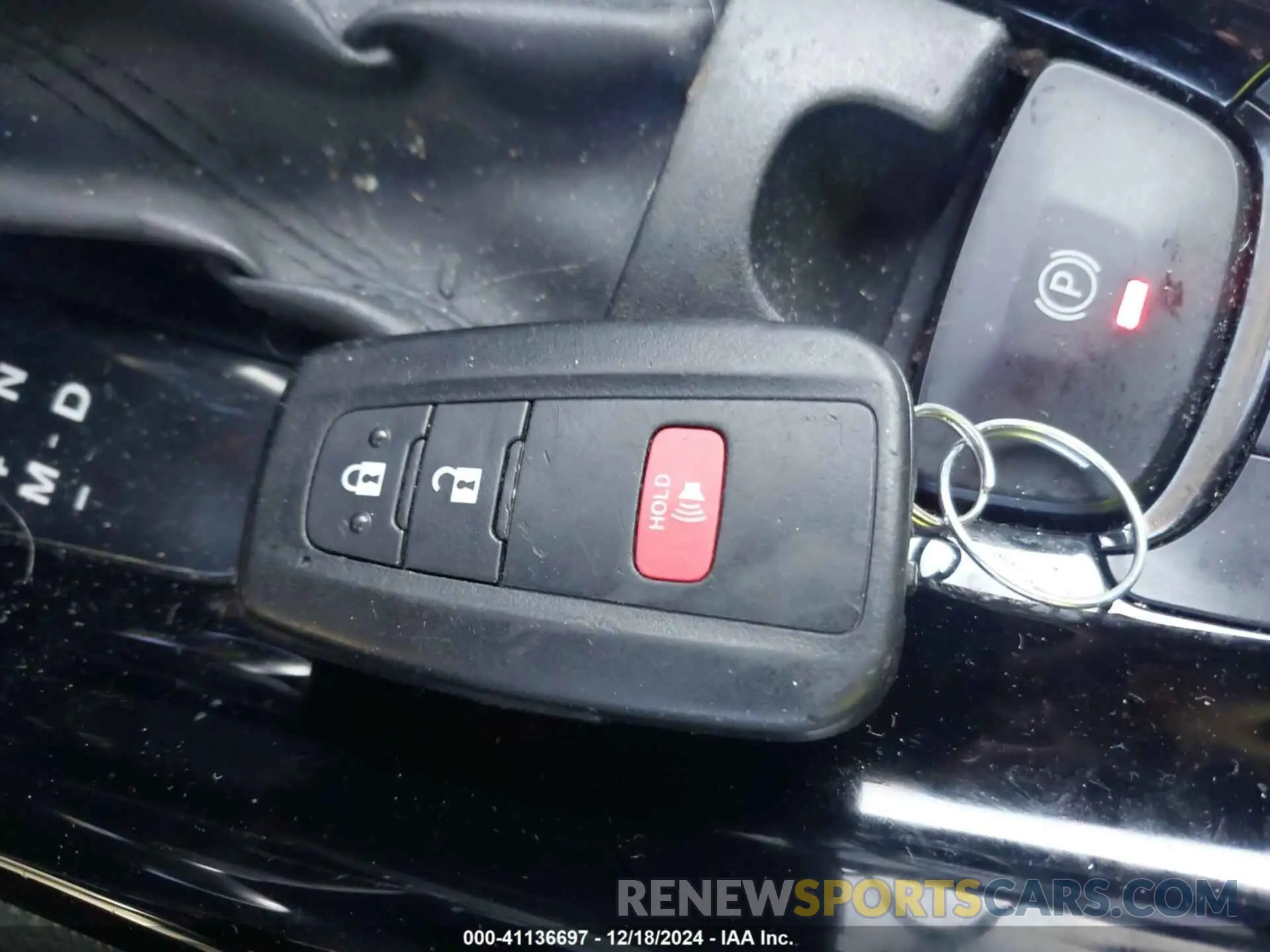 11 Фотография поврежденного автомобиля NMTKHMBX9LR107325 TOYOTA C-HR 2020