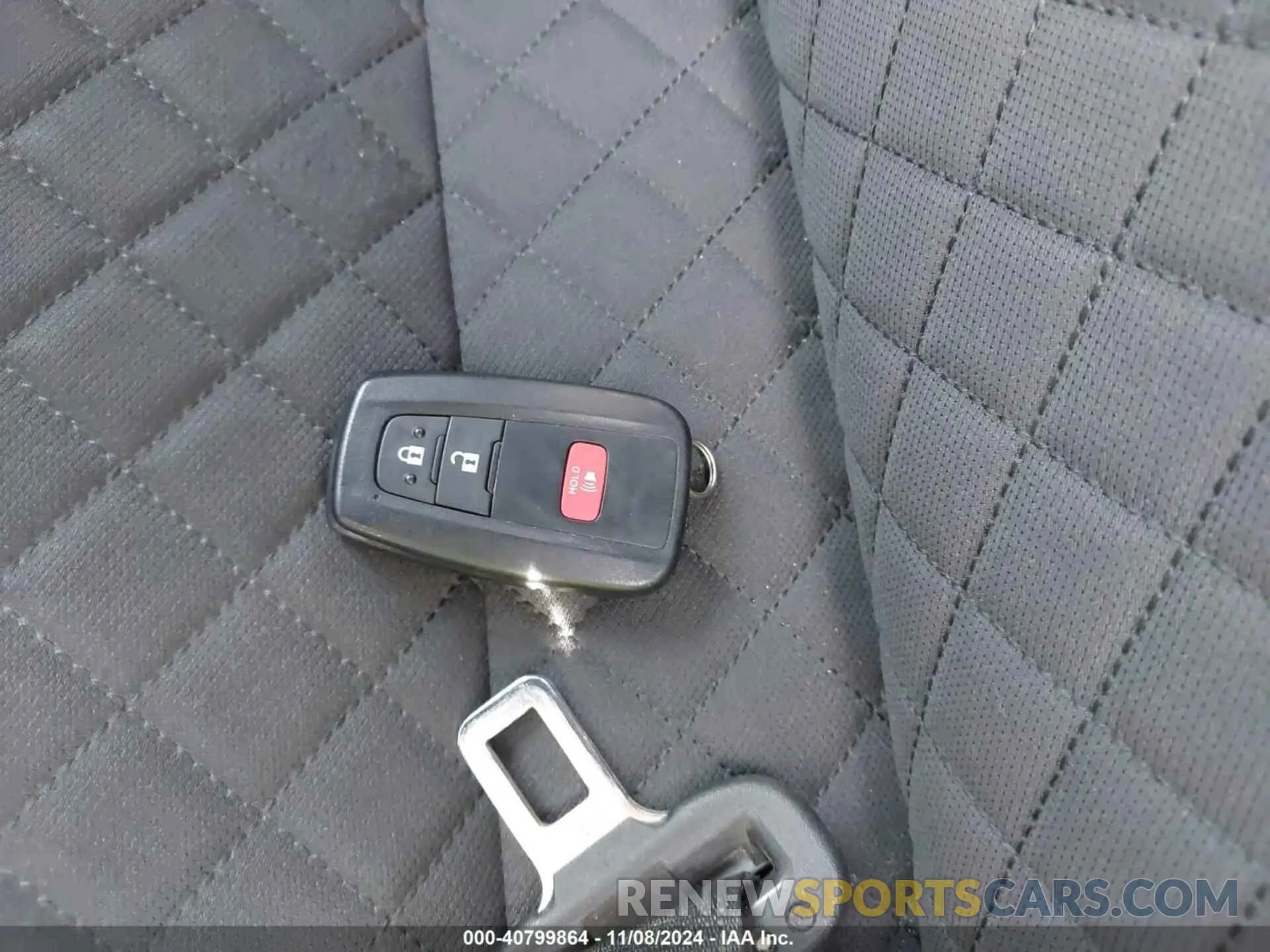 11 Фотография поврежденного автомобиля NMTKHMBX9LR108538 TOYOTA C-HR 2020