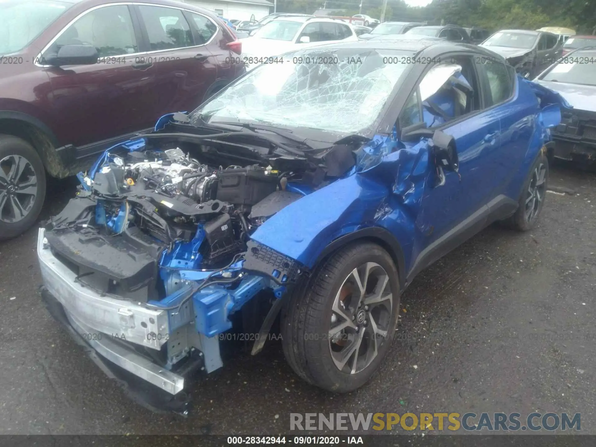 2 Photograph of a damaged car NMTKHMBX9LR112668 TOYOTA C-HR 2020