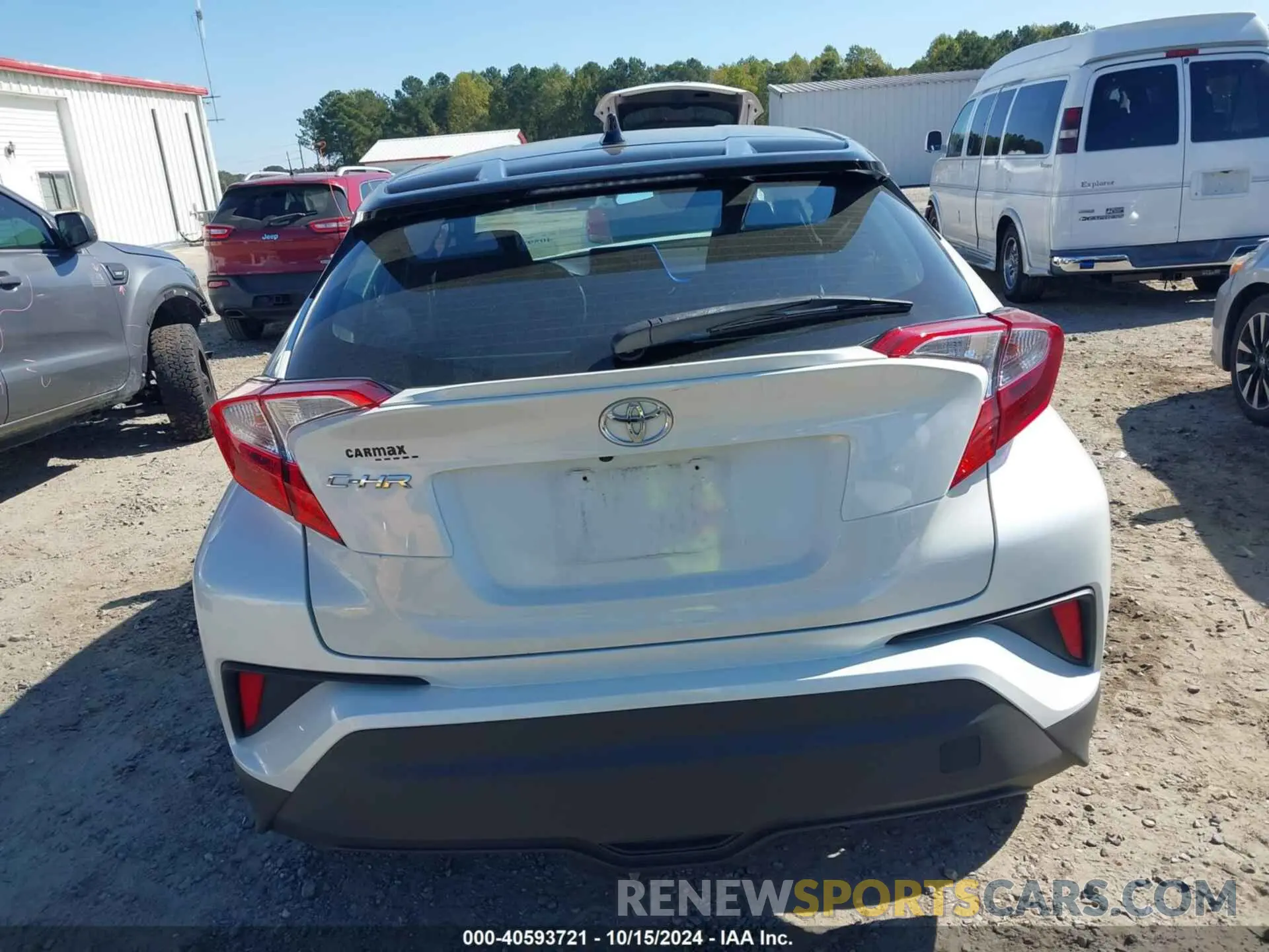 16 Photograph of a damaged car NMTKHMBX9LR114467 TOYOTA C-HR 2020
