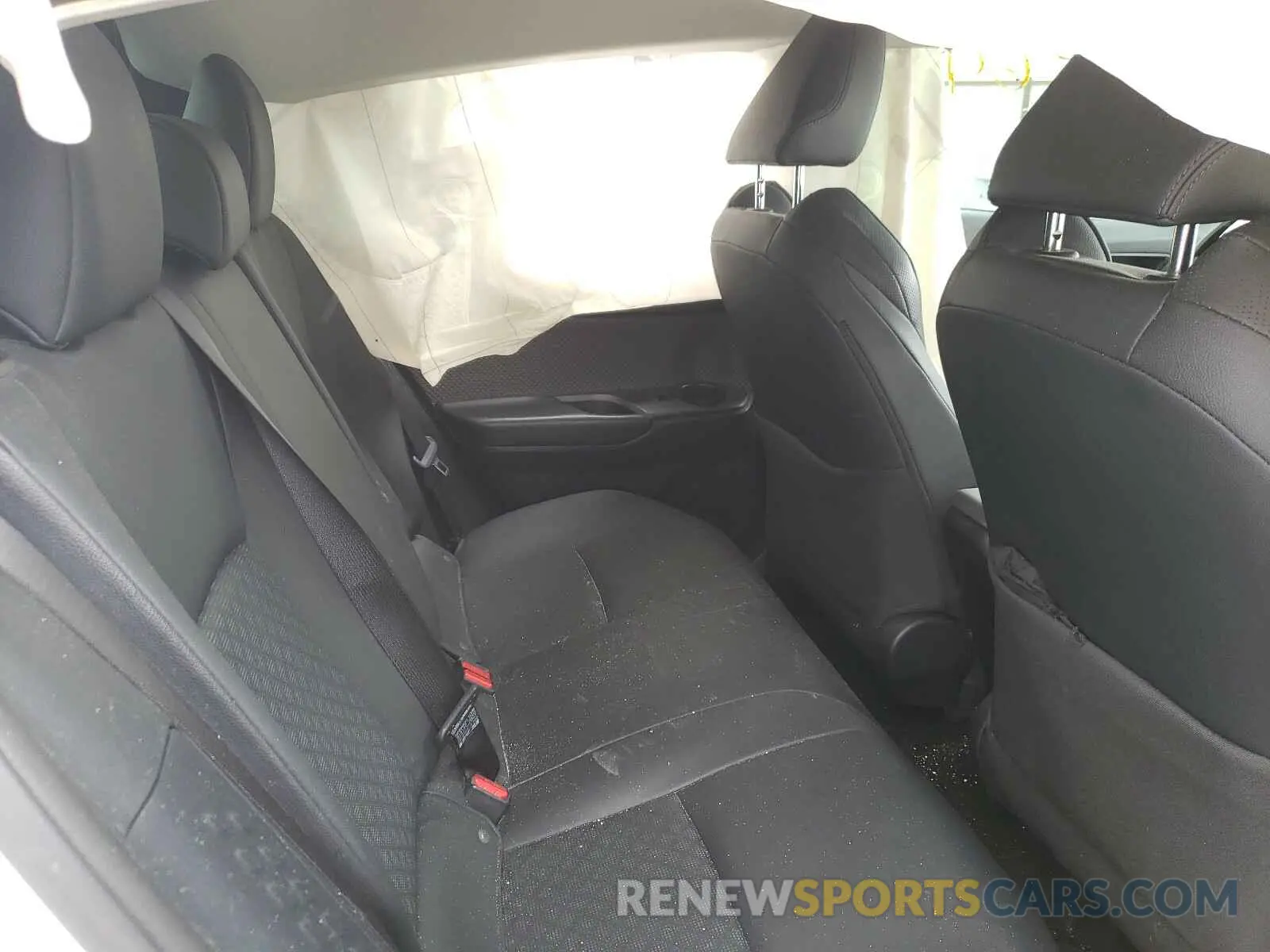 6 Photograph of a damaged car NMTKHMBXXLR104515 TOYOTA C-HR 2020