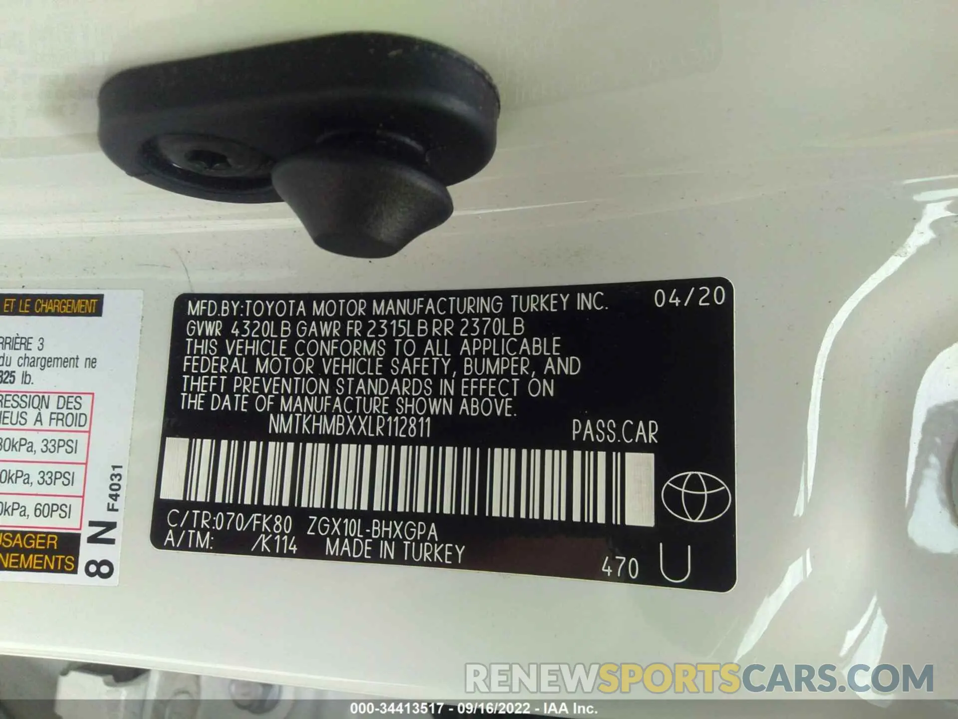 9 Photograph of a damaged car NMTKHMBXXLR112811 TOYOTA C-HR 2020