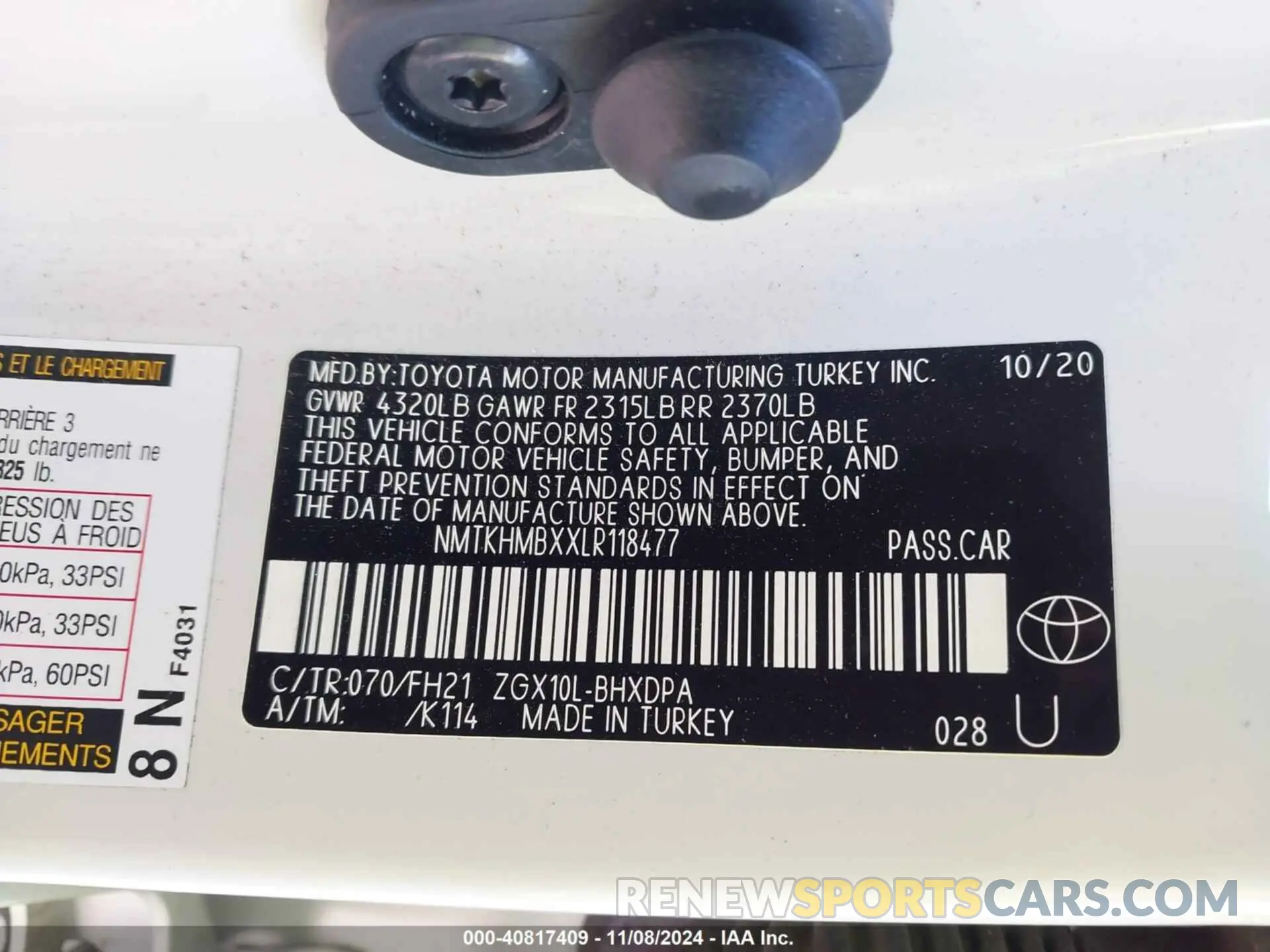 9 Photograph of a damaged car NMTKHMBXXLR118477 TOYOTA C-HR 2020