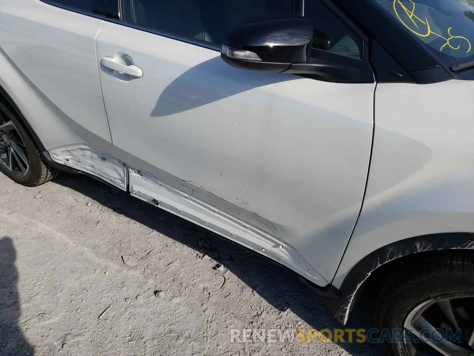 9 Photograph of a damaged car JTNKHMBX0M1095108 TOYOTA C-HR 2021