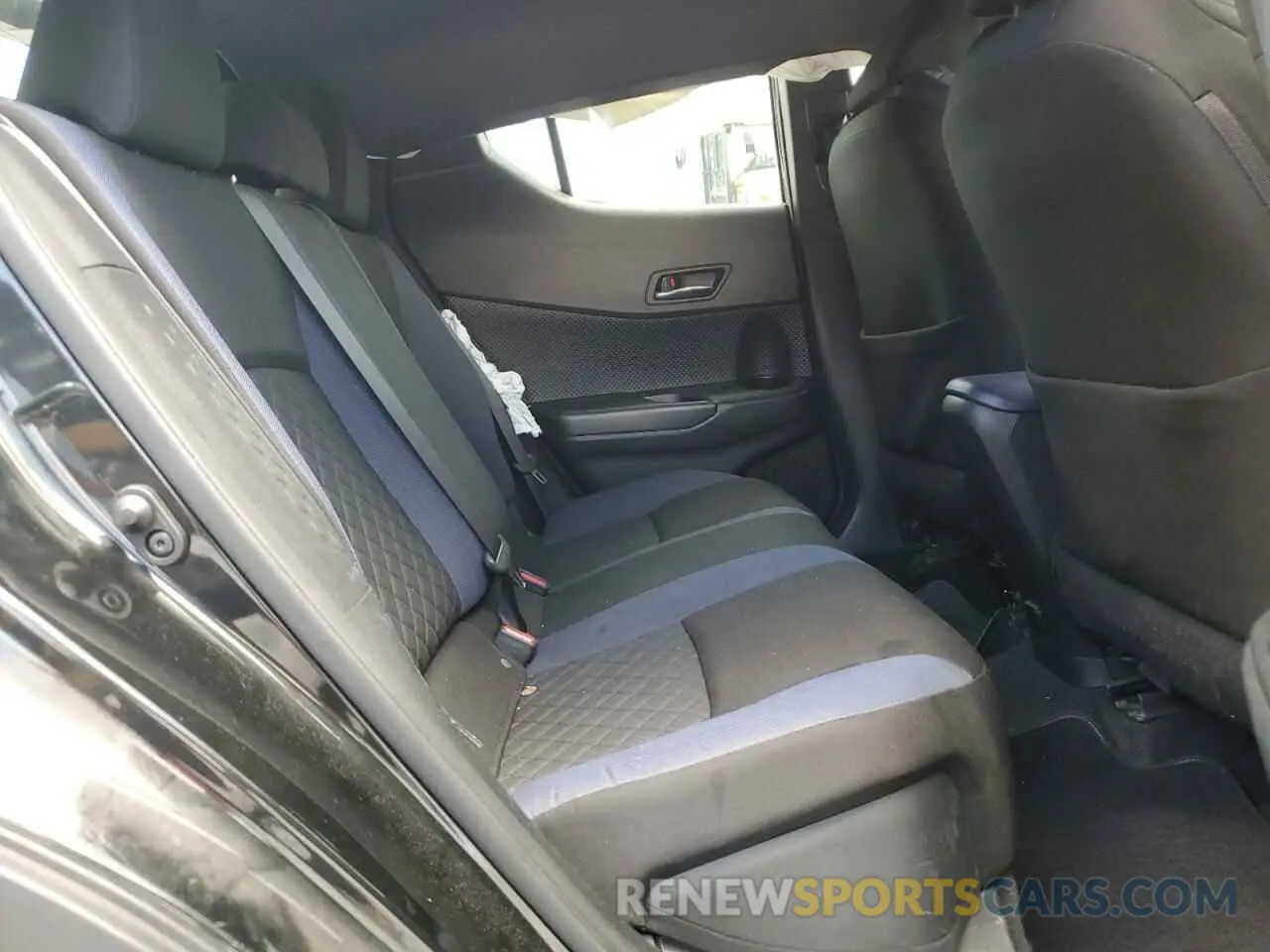 10 Photograph of a damaged car JTNKHMBX1M1107718 TOYOTA C-HR 2021