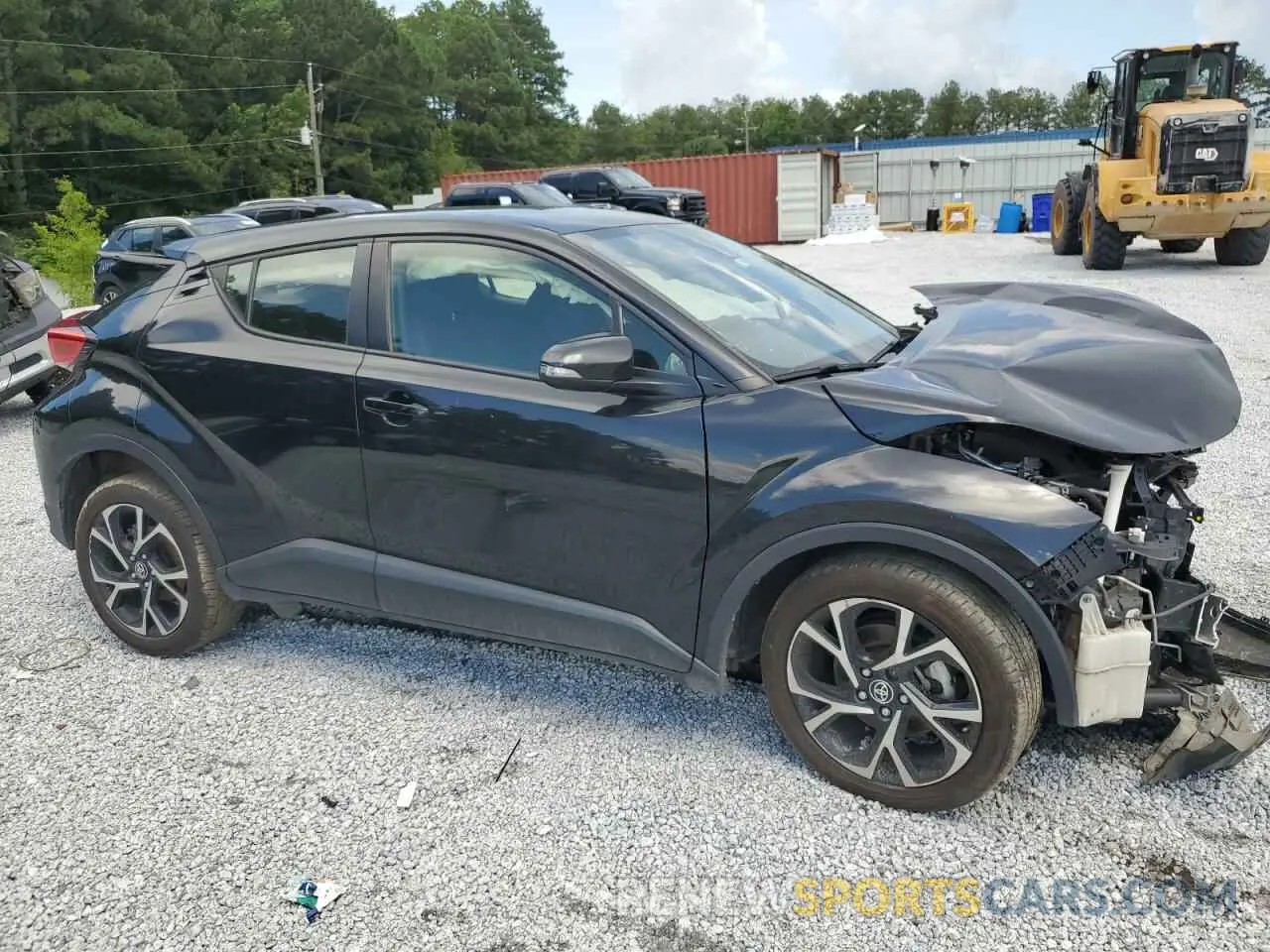 4 Photograph of a damaged car JTNKHMBX1M1107718 TOYOTA C-HR 2021