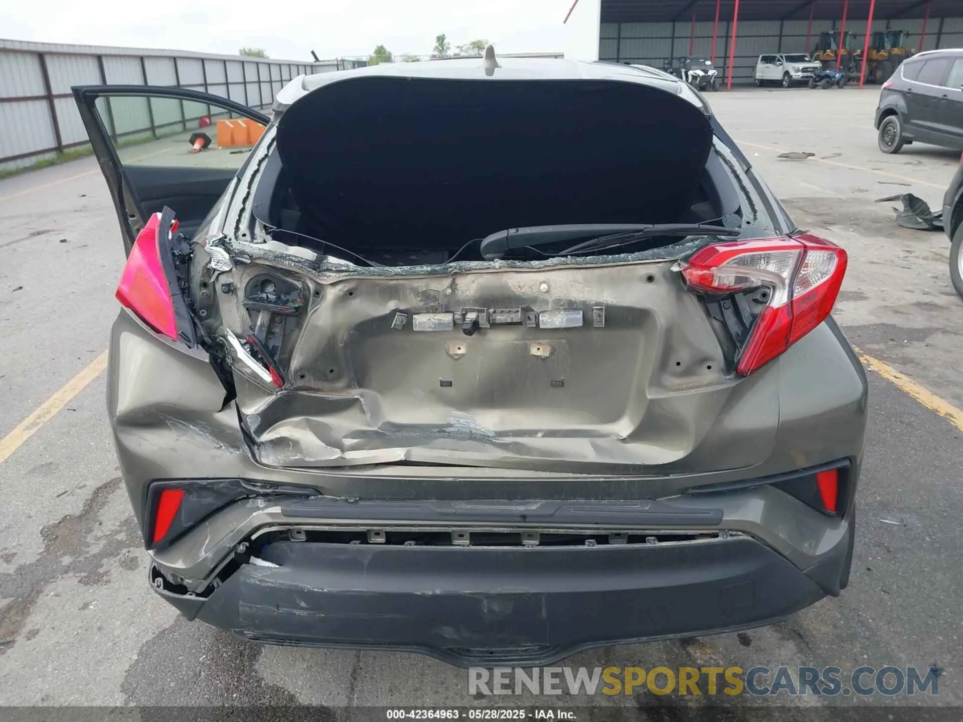 6 Фотография поврежденного автомобиля JTNKHMBX1M1119111 TOYOTA C-HR 2021