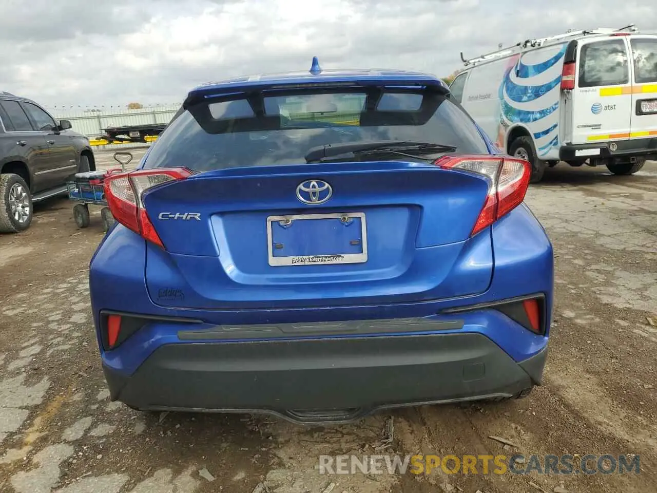 6 Photograph of a damaged car JTNKHMBX2M1107890 TOYOTA C-HR 2021