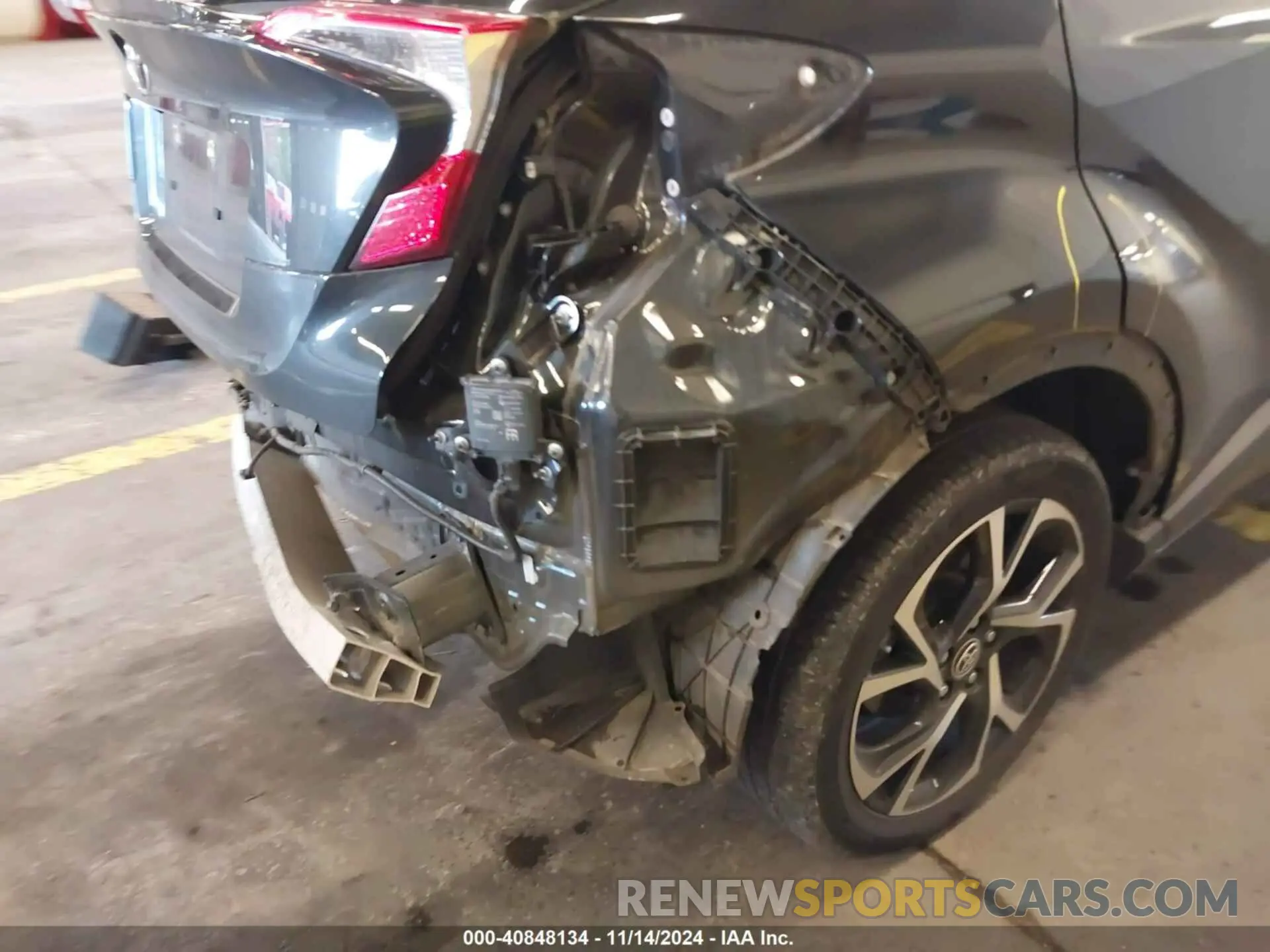 21 Photograph of a damaged car JTNKHMBX3M1107168 TOYOTA C-HR 2021