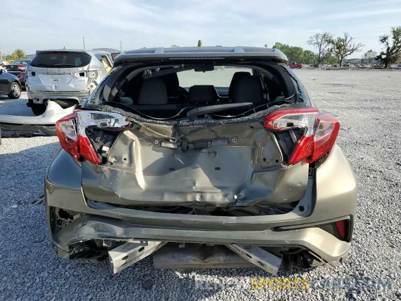 6 Фотография поврежденного автомобиля JTNKHMBX4M1107065 TOYOTA C-HR 2021
