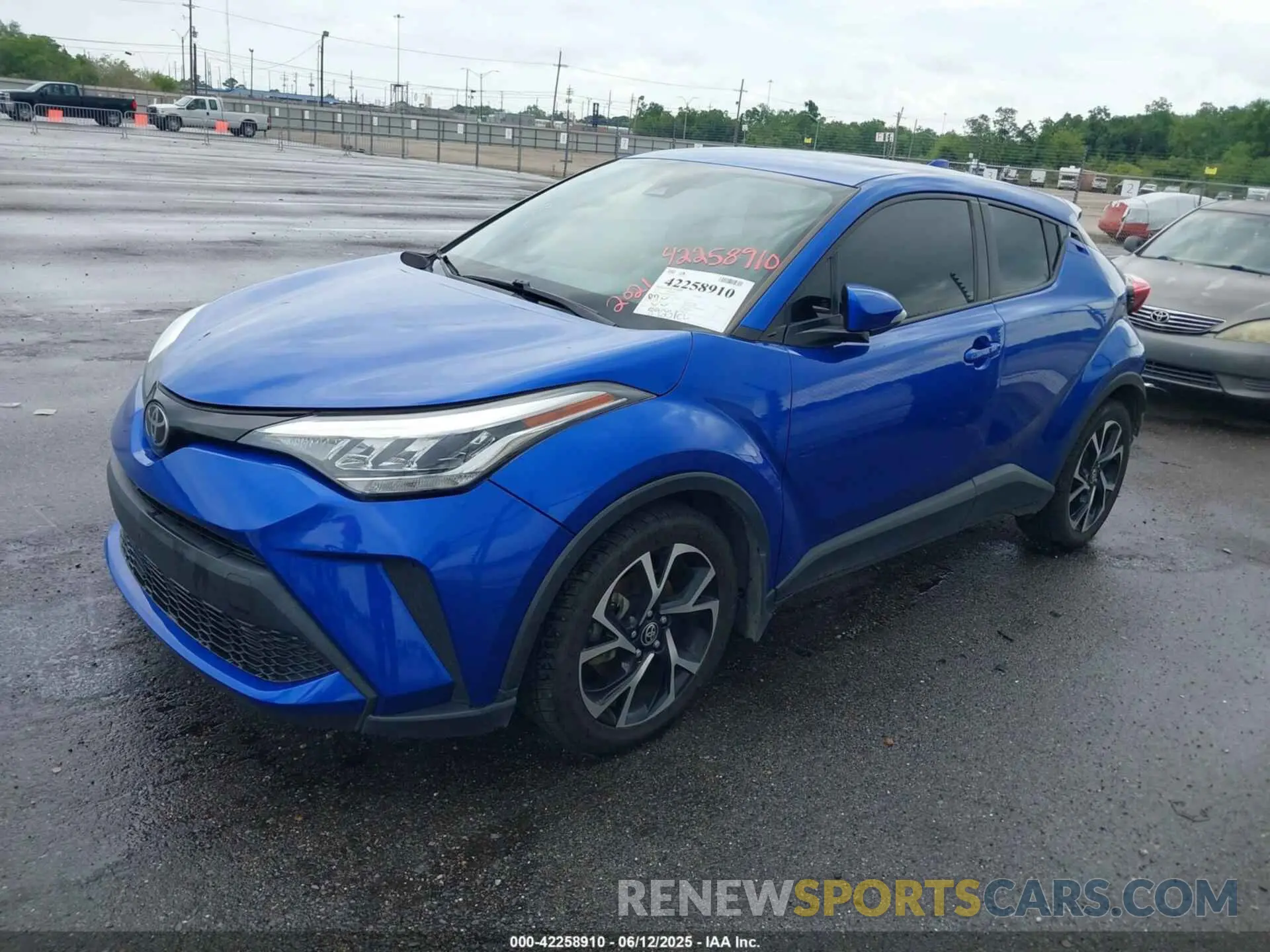 14 Photograph of a damaged car JTNKHMBX4M1114324 TOYOTA C-HR 2021