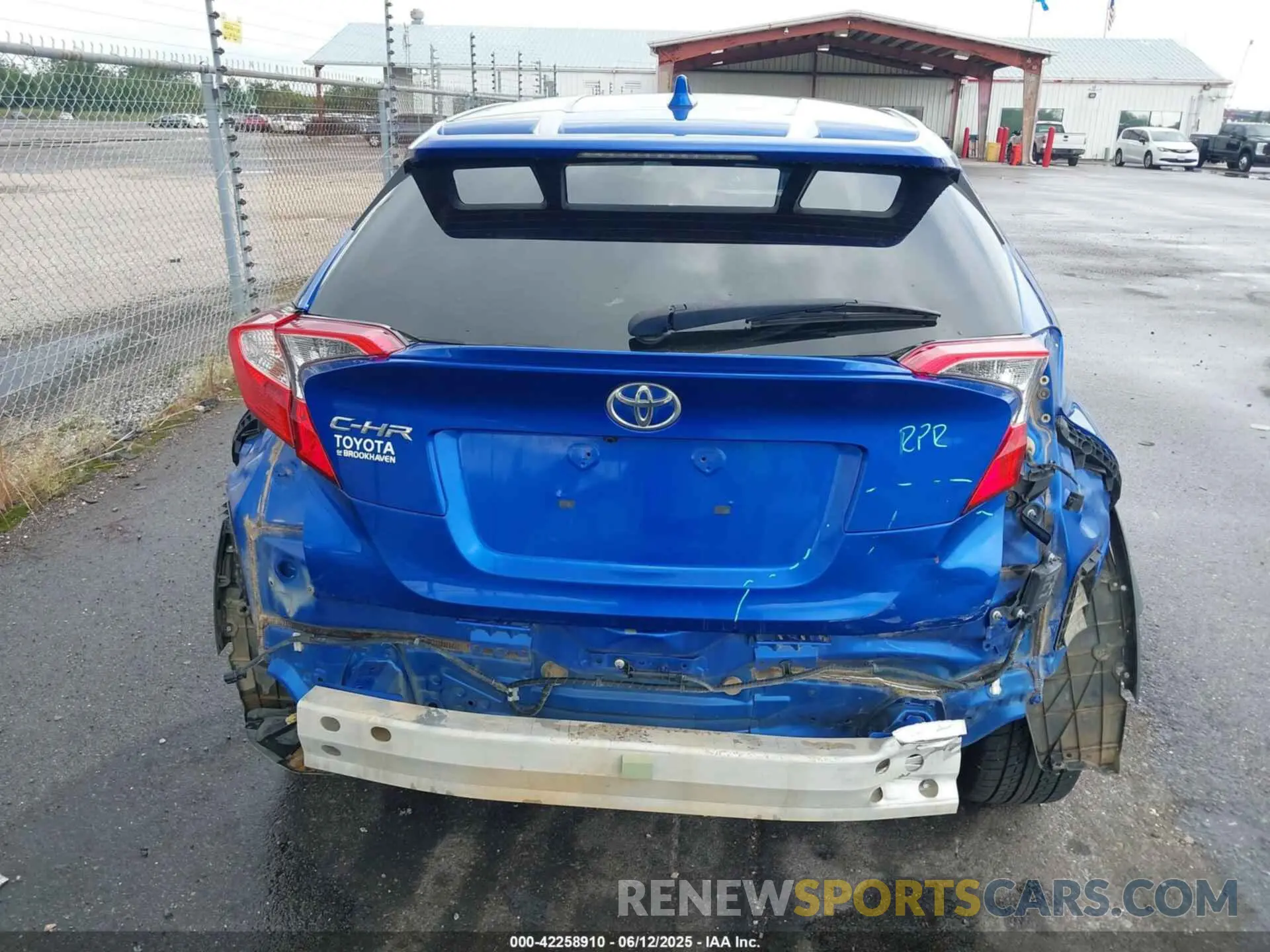 6 Photograph of a damaged car JTNKHMBX4M1114324 TOYOTA C-HR 2021