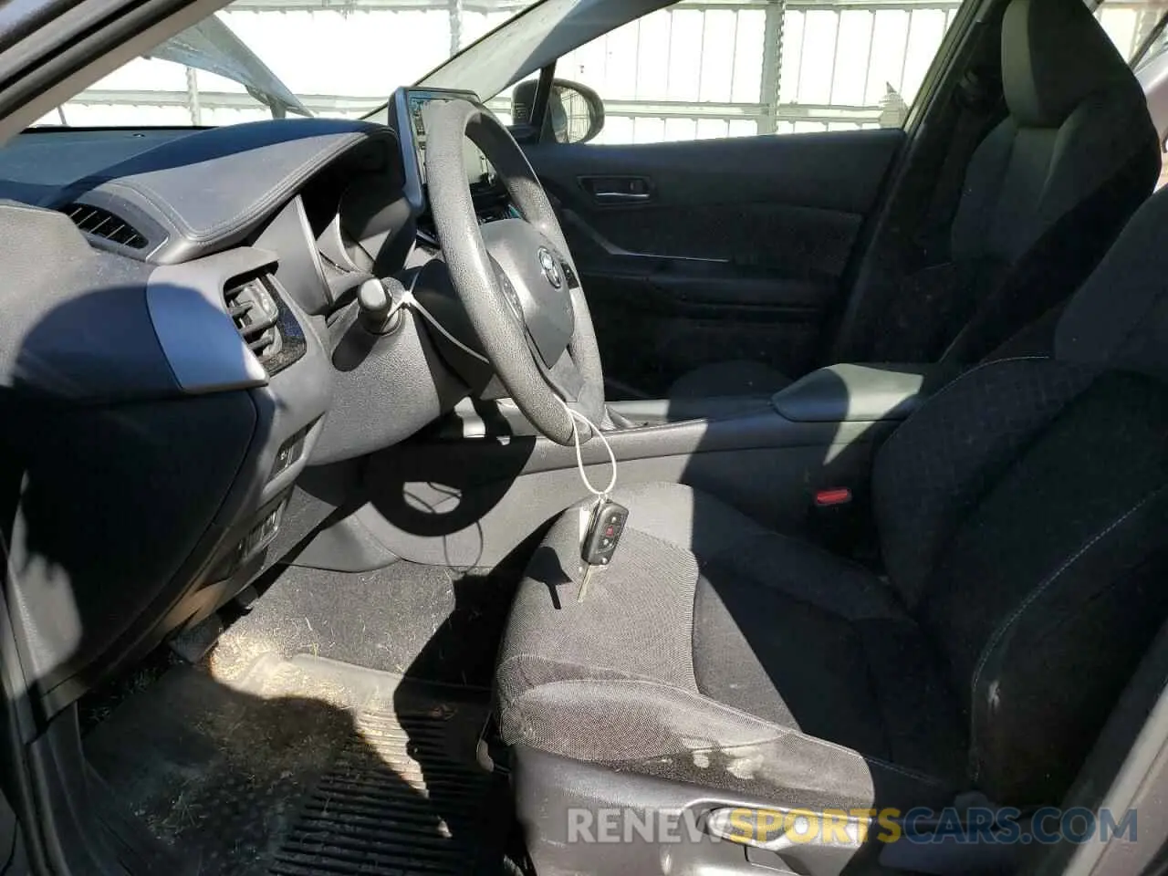 7 Фотография поврежденного автомобиля JTNKHMBX5M1098103 TOYOTA C-HR 2021