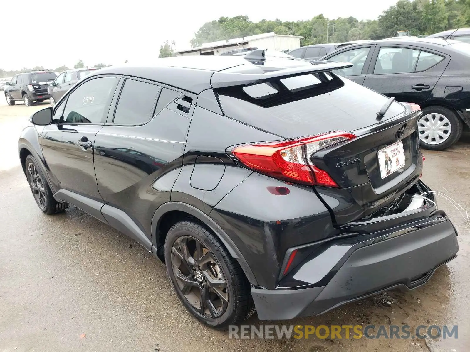 3 Photograph of a damaged car JTNKHMBX5M1101517 TOYOTA C-HR 2021