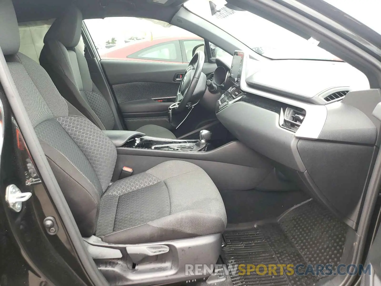 5 Photograph of a damaged car JTNKHMBX5M1101517 TOYOTA C-HR 2021