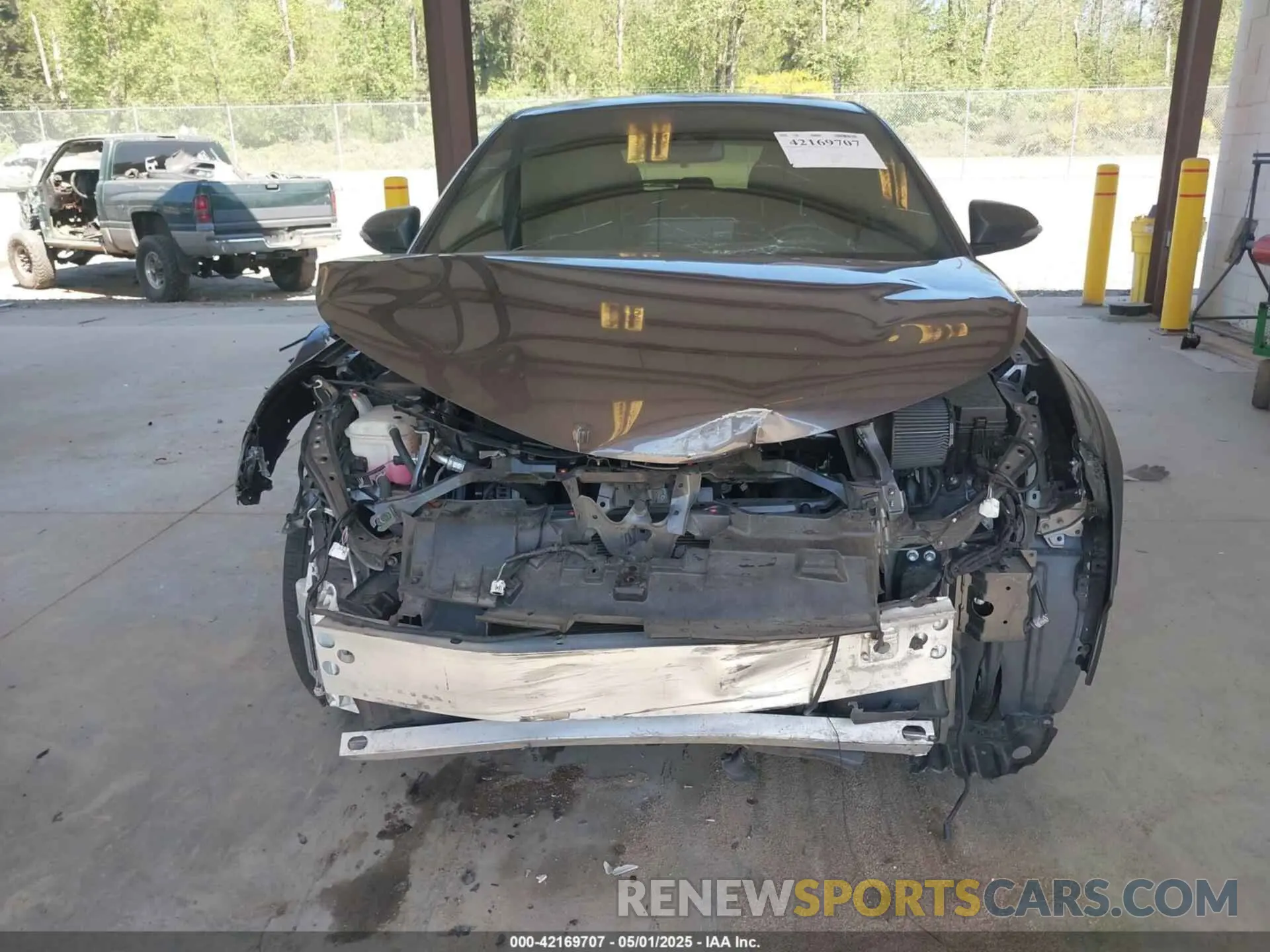13 Photograph of a damaged car JTNKHMBX5M1129253 TOYOTA C-HR 2021