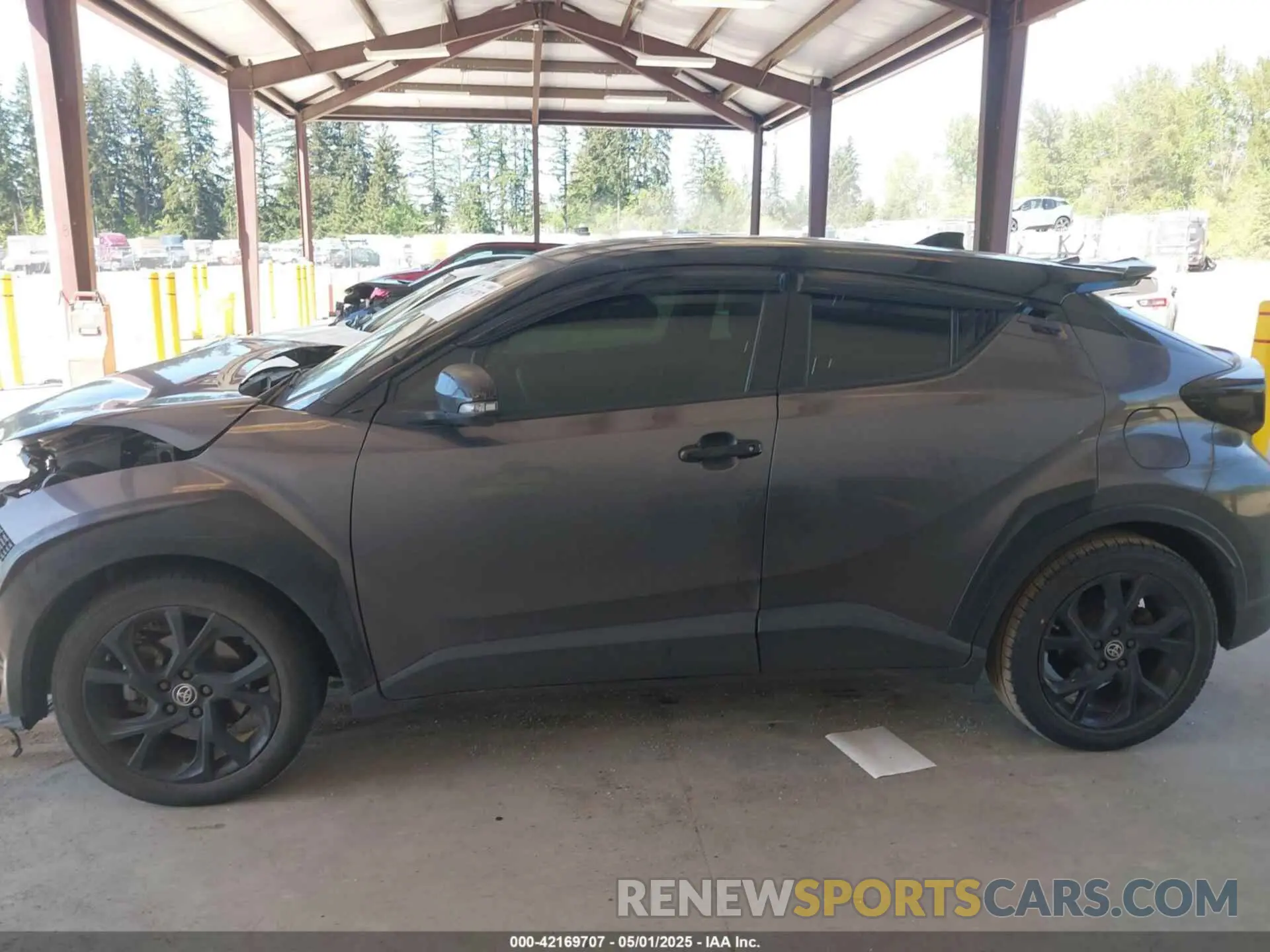 15 Photograph of a damaged car JTNKHMBX5M1129253 TOYOTA C-HR 2021