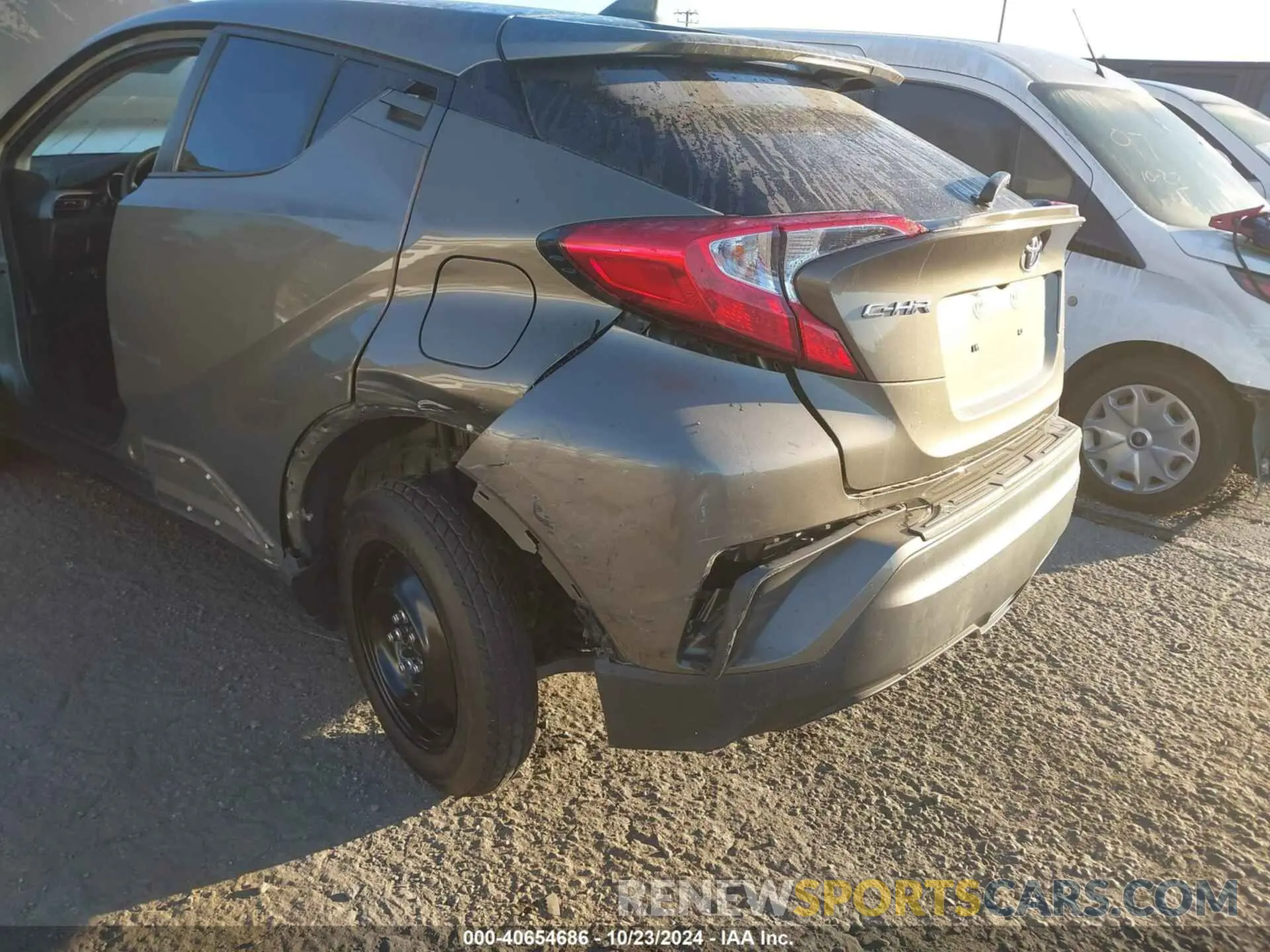 6 Photograph of a damaged car JTNKHMBX6M1097123 TOYOTA C-HR 2021