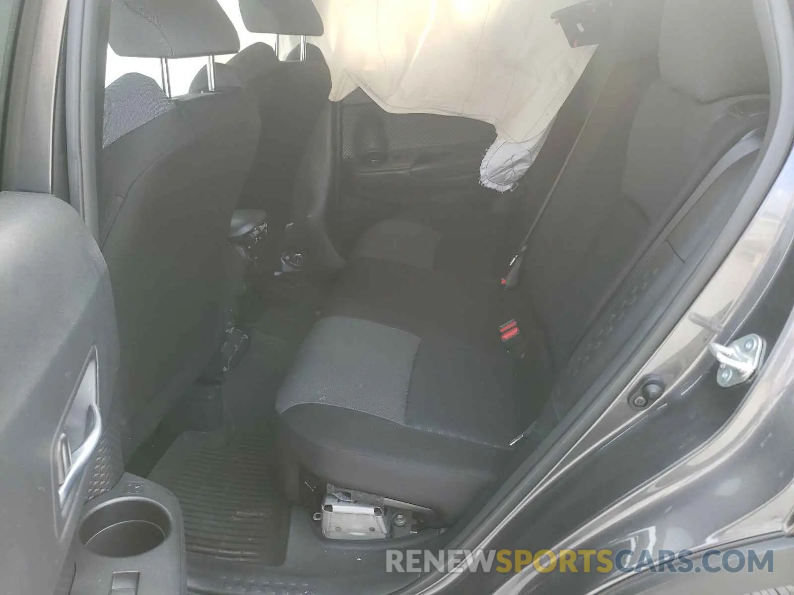 6 Photograph of a damaged car JTNKHMBX6M1099129 TOYOTA C-HR 2021